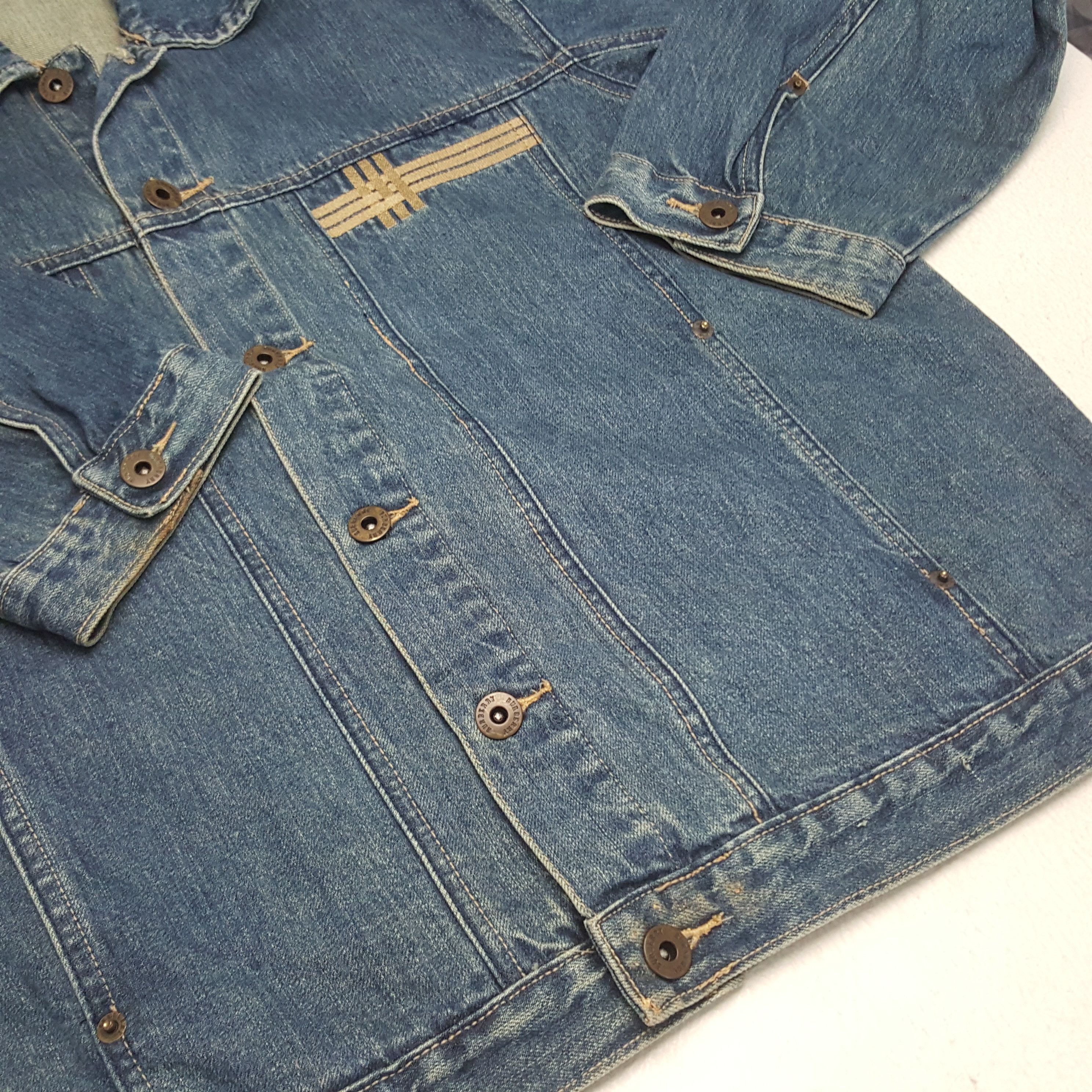Burberry × Vintage Vintage Burberry London Designer Brand Denim Jacket Size US M / EU 48-50 / 2 - 9 Thumbnail