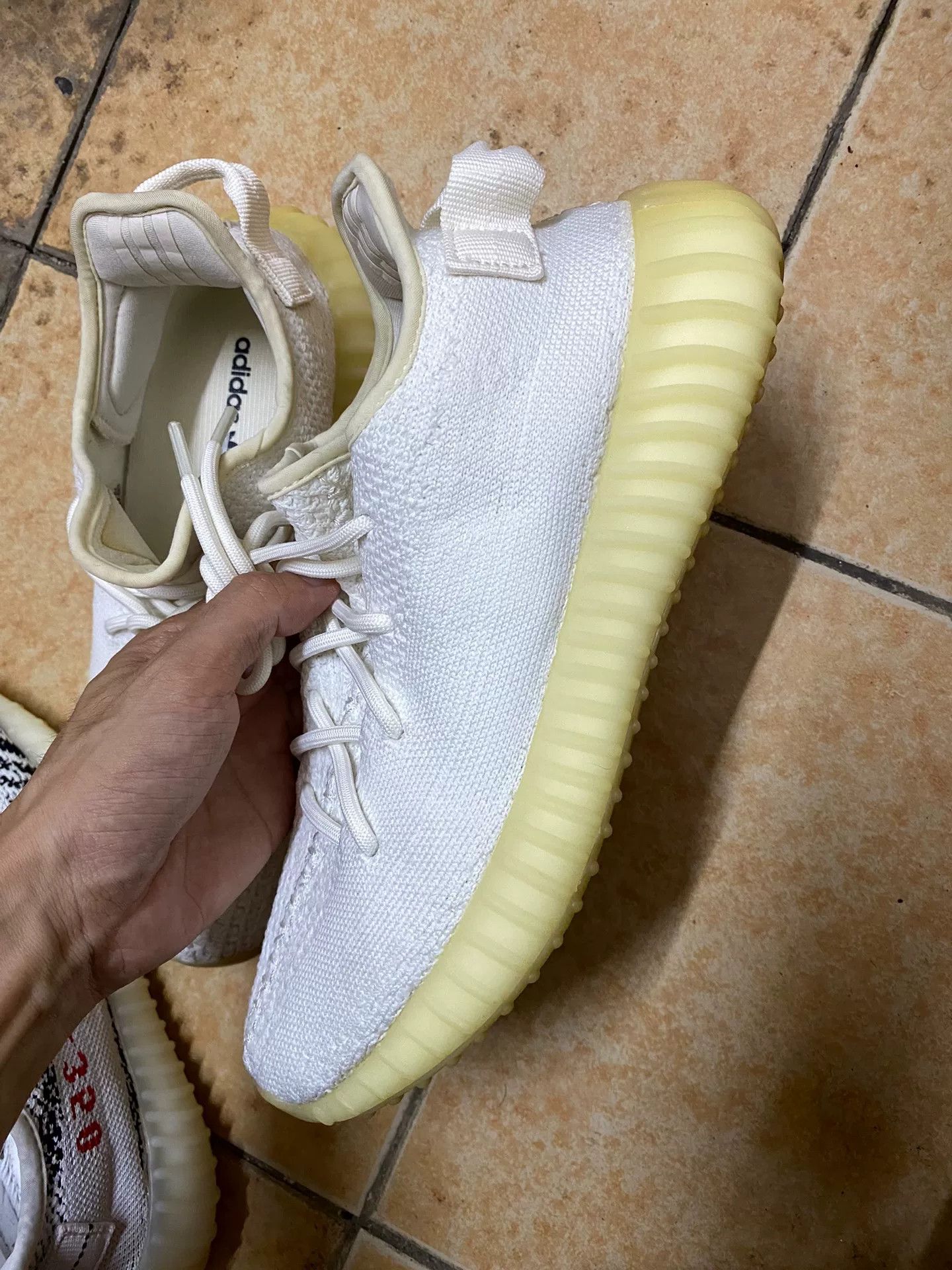 Adidas Adidas YEEZY350 White Lowtop Sneakers 40 Men Size US 7.5 / EU 40-41 - 1 Thumbnail