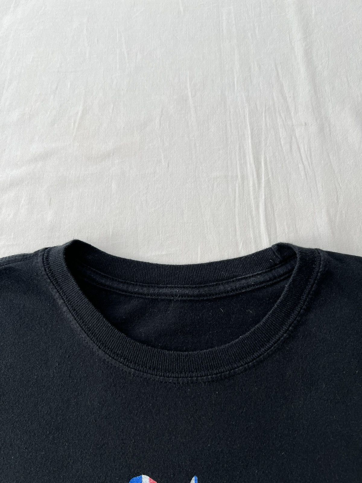 Band Tees Vintage 2000s Oasis Britpop Black T-shirt Size US M / EU 48-50 / 2 - 10 Thumbnail
