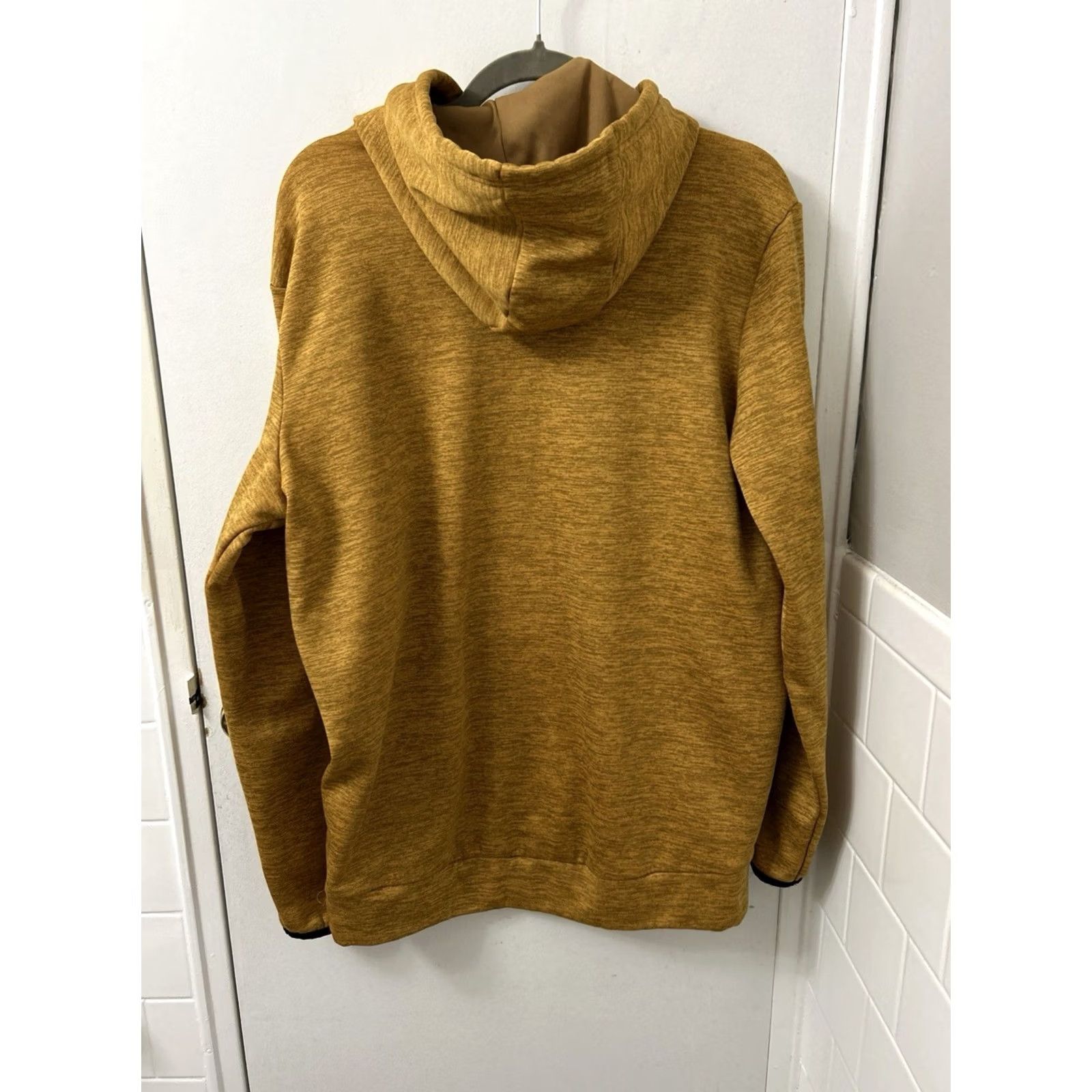 Under Armour Under Armour Sweatshirt Mens Medium Tall Yellow Gold Fleece Lined Hooded Moisture Wicking Kangaroo Pocket Logo Pullover Size US M / EU 48-50 / 2 - 7 Thumbnail