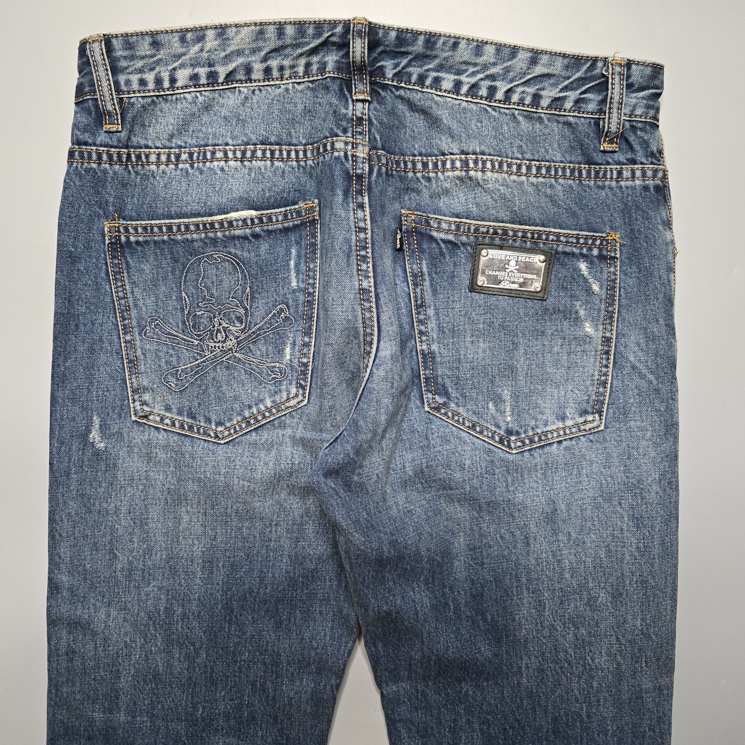 If Six Was Nine × Roen Roen - Punk Skull, Love and Peace Distressed Denim Size US 33 - 4 Thumbnail