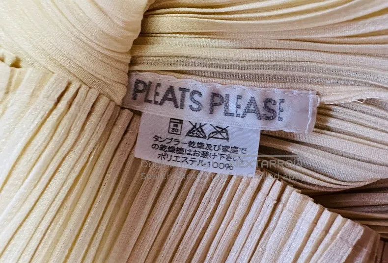 Issey Miyake Issey Miyake Light Yellow Short-Sleeve Top Size L / US 10 / IT 46 - 2 Thumbnail
