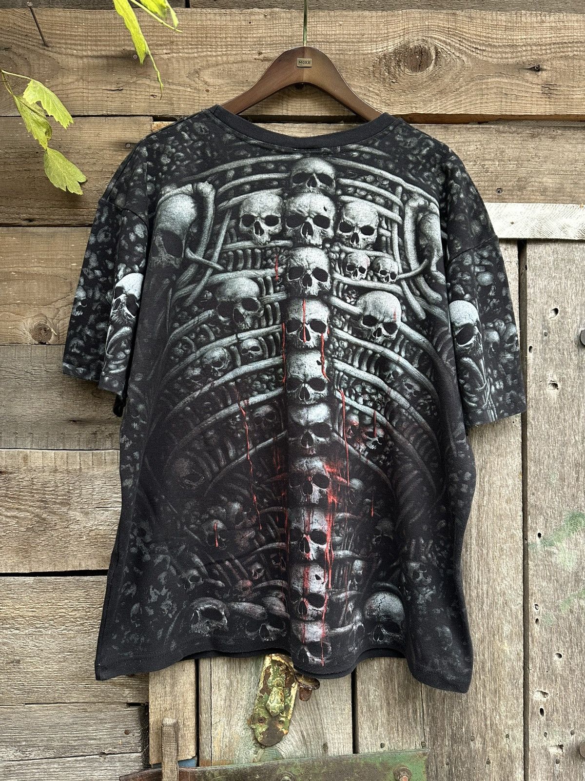 Vintage Vintage Spiral Skulls Monogram Dead Tee Size US XL / EU 56 / 4 - 2 Thumbnail
