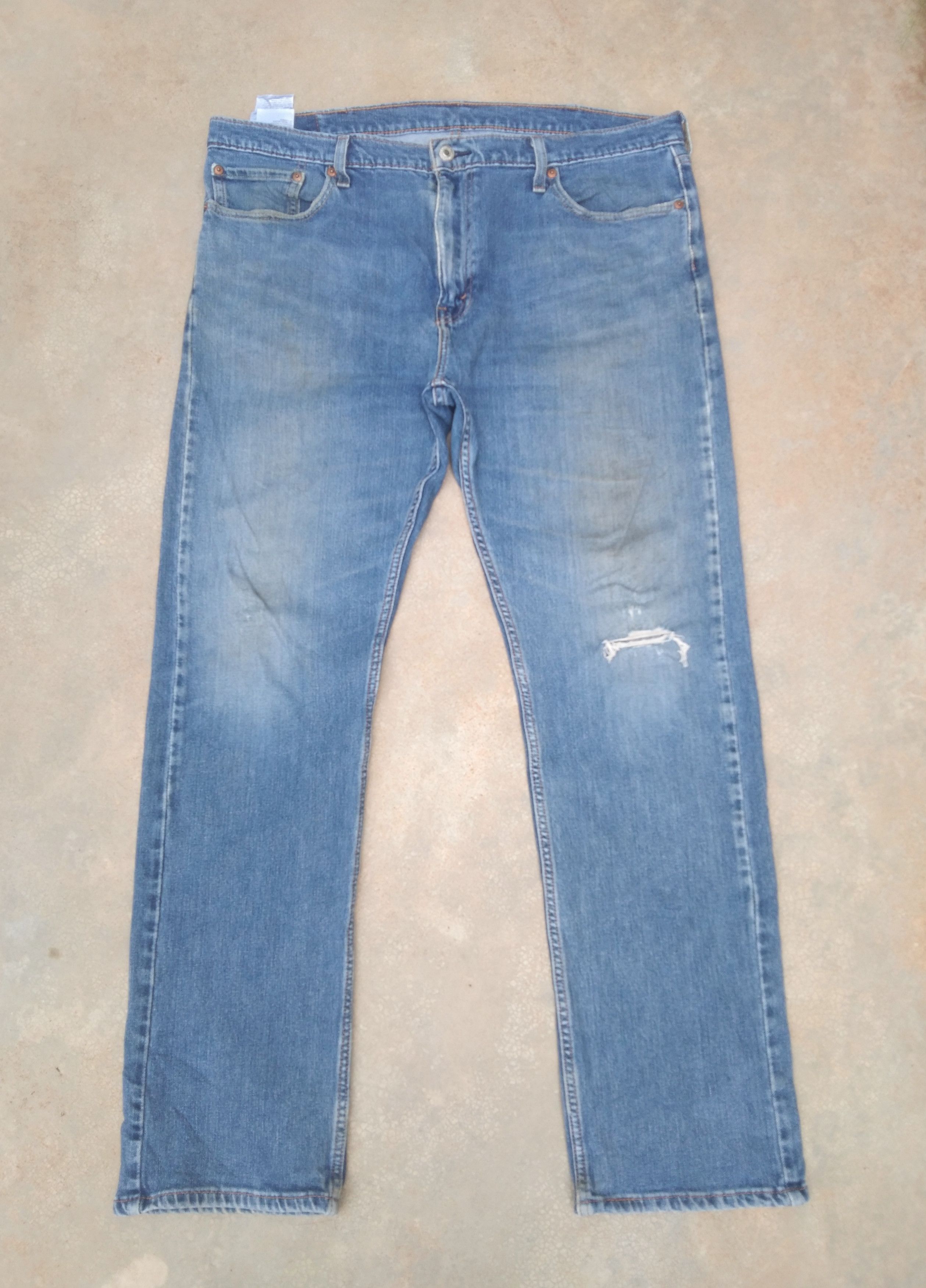 Levi's Vintage Levi's Jeans 513 Faded Blue Distressed Denim 38x30 Size US 38 / EU 54 - 1 Thumbnail