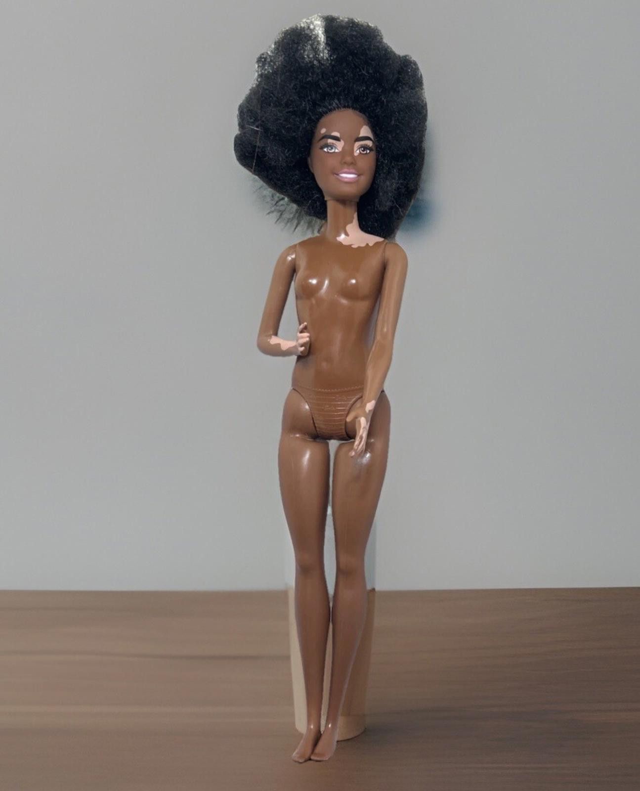 Designer Vintage Barbie Fashionista Vitiligo Black Doll Dark No Cloth Size ONE SIZE - 1 Thumbnail