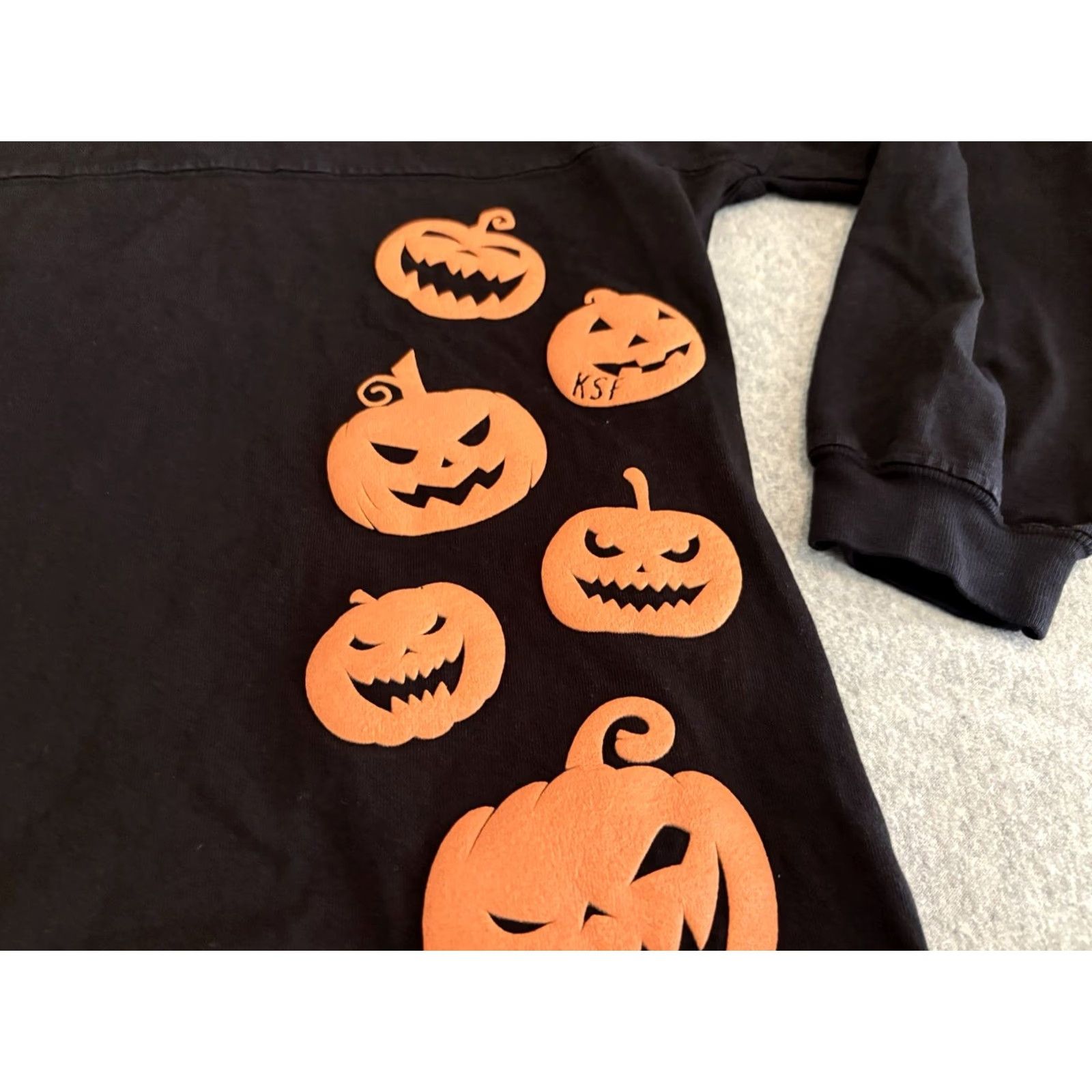 ESPIRIT Knott's Scary Farm Black Spirit Jersey Long Sleeve Shirt Halloween Size Medium Mens Size US M / EU 48-50 / 2 - 4 Thumbnail