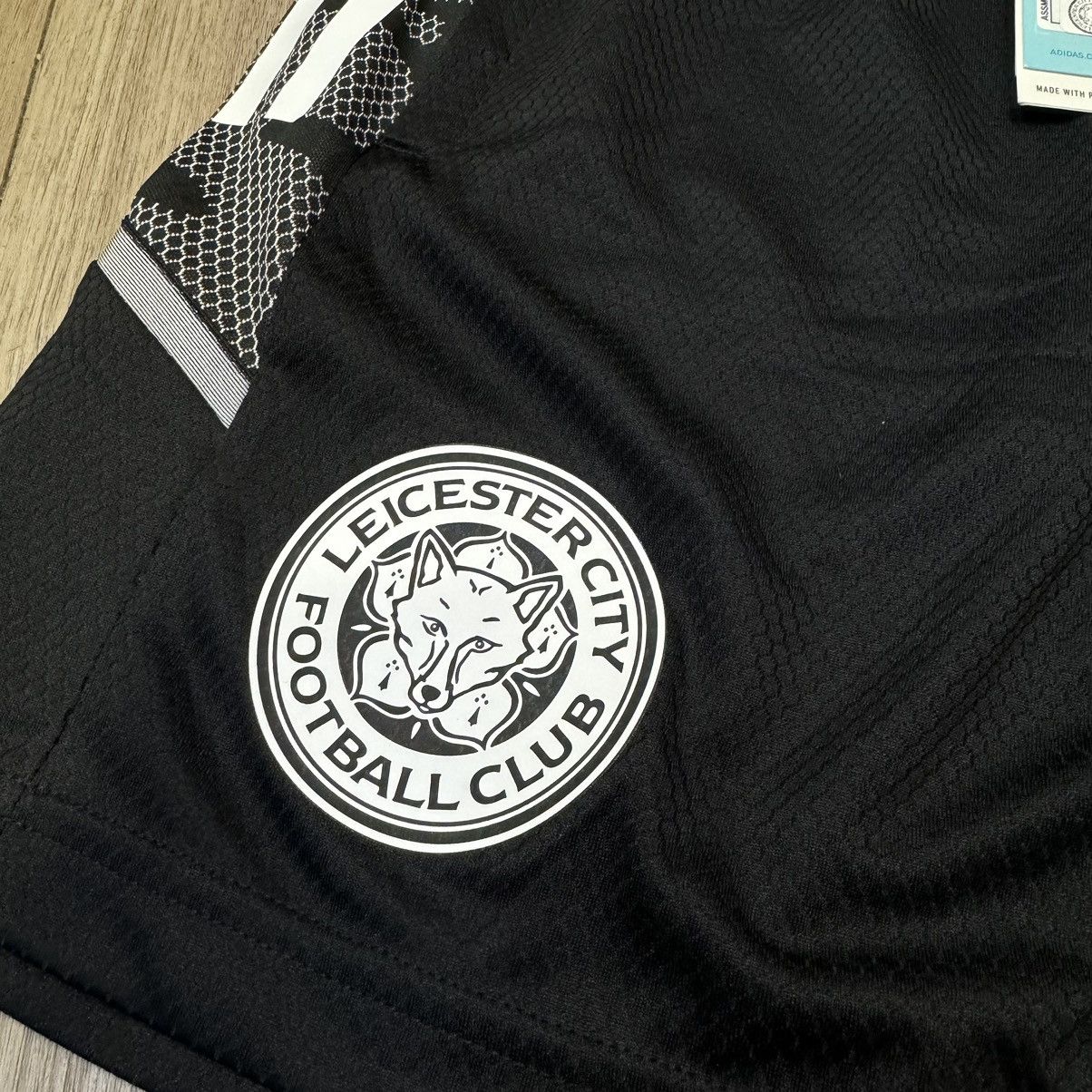 Adidas Leicester City 21/22 training short (Bnwt) Size US 28 / EU 44 - 3 Thumbnail