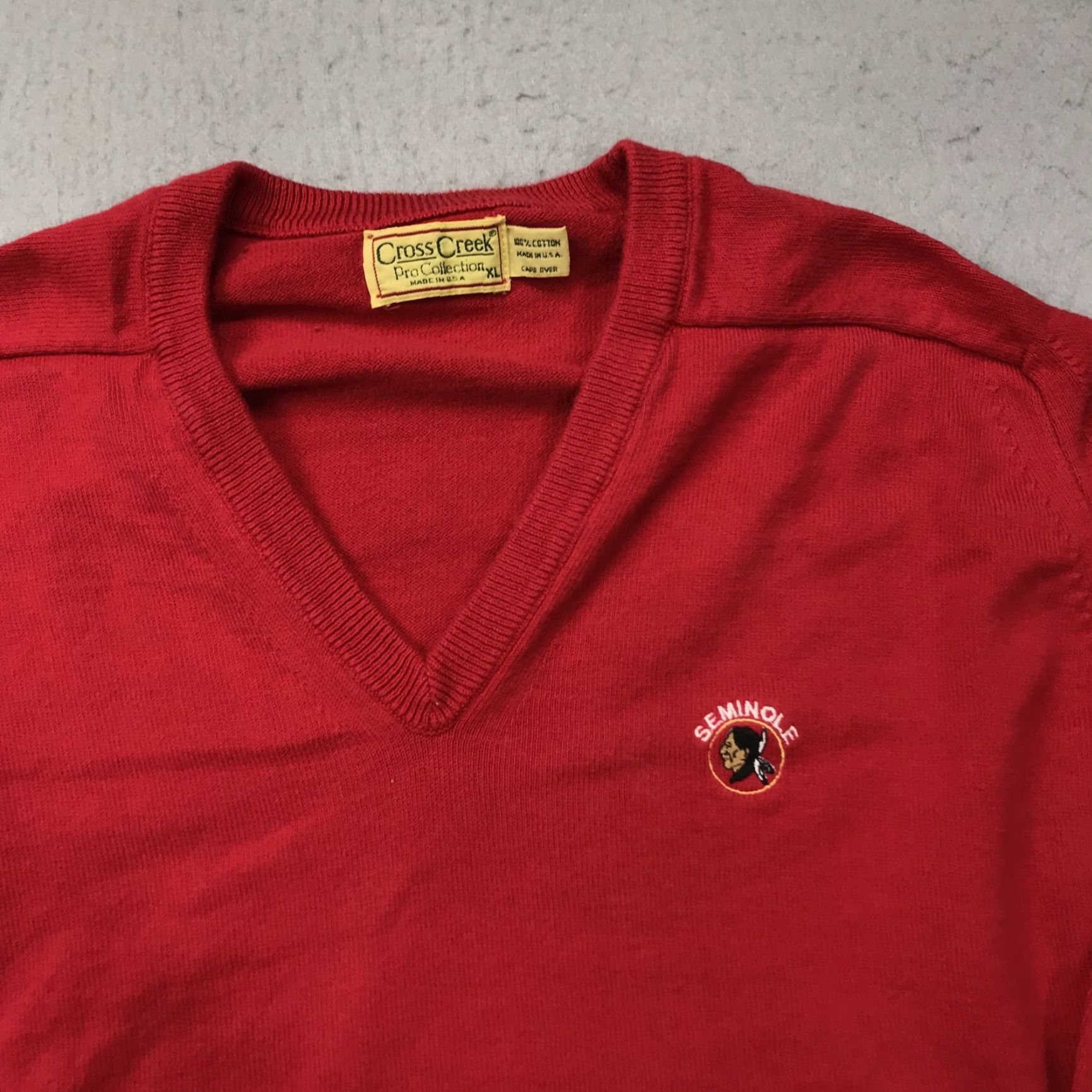 Vintage VINTAGE Cross Creek Mens Sweater XL Red V-Neck Pullover Jumper USA 90s Golf Knit Pullover Size US XL / EU 56 / 4 - 2 Thumbnail