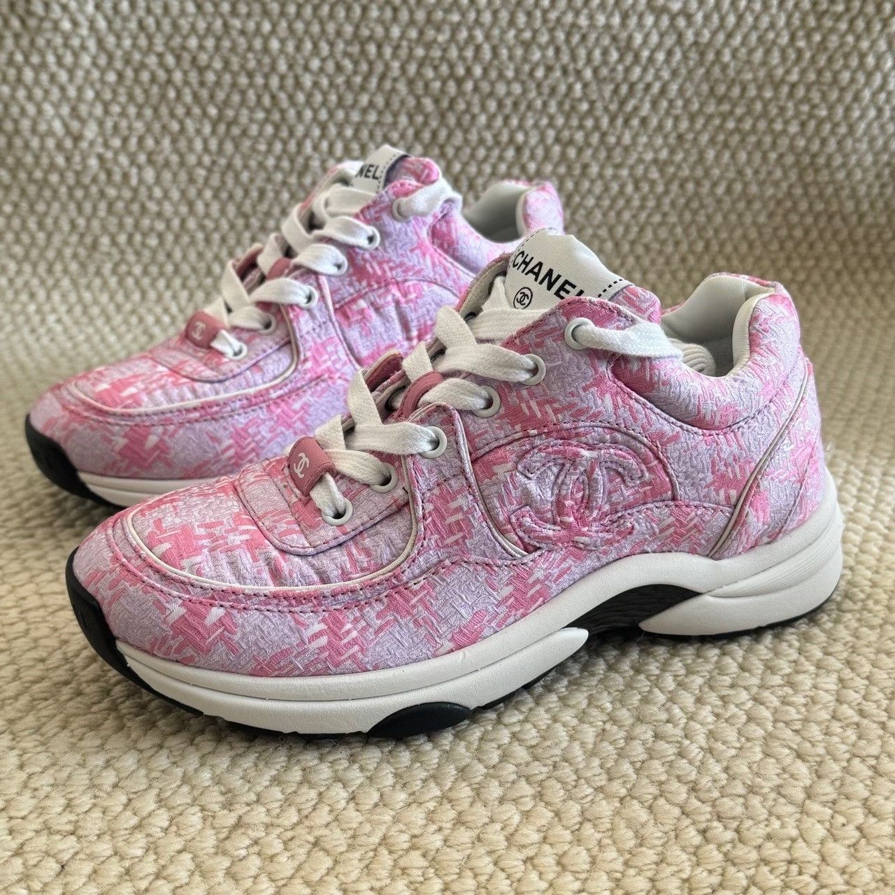 Chanel Chanel Plaid Pink Lowtop Sneakers us_5 Women Size US 5 / IT 35 - 1 Thumbnail