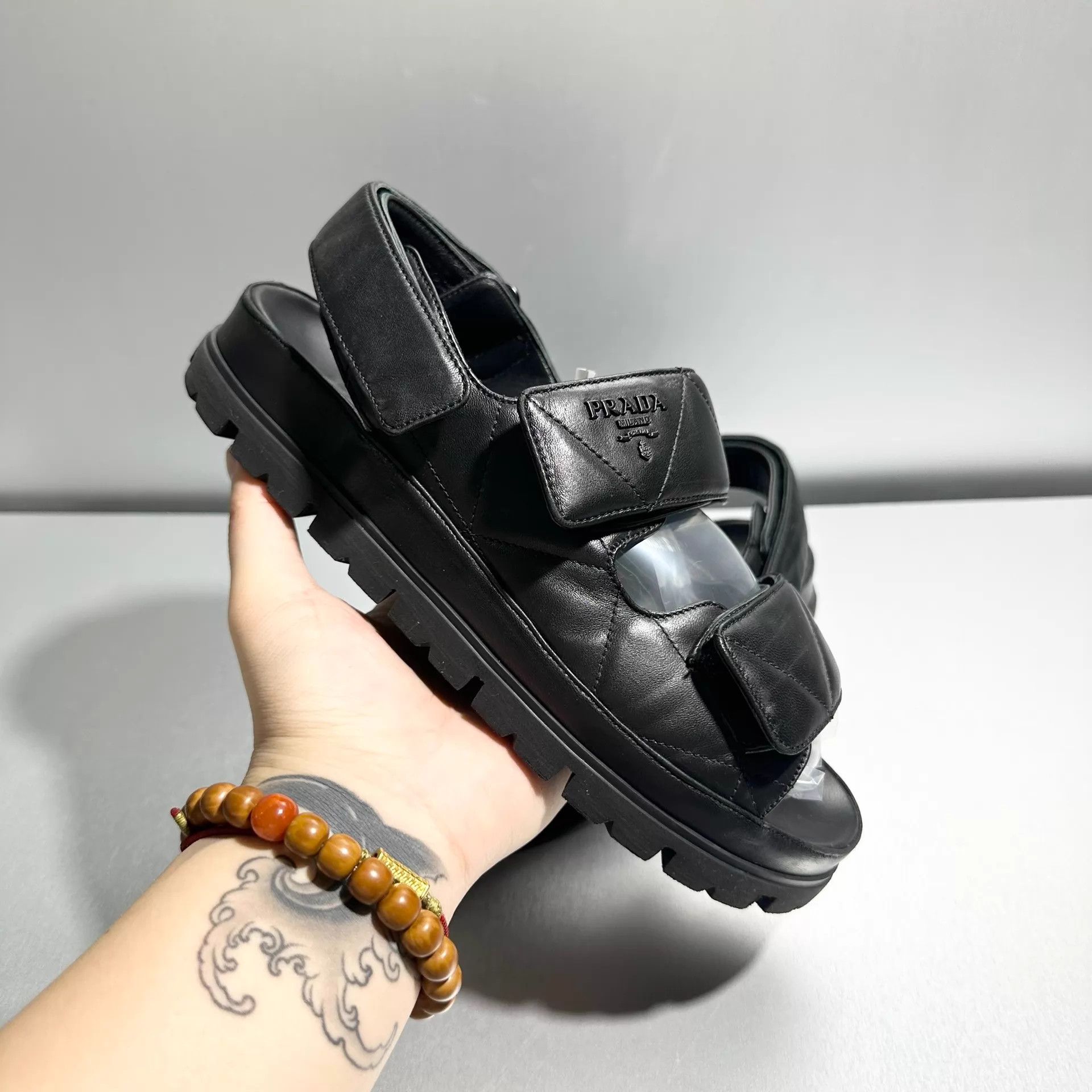 Prada Prada black velcro beach sandals EU 38 Size US 7.5 / IT 37.5 - 8 Thumbnail
