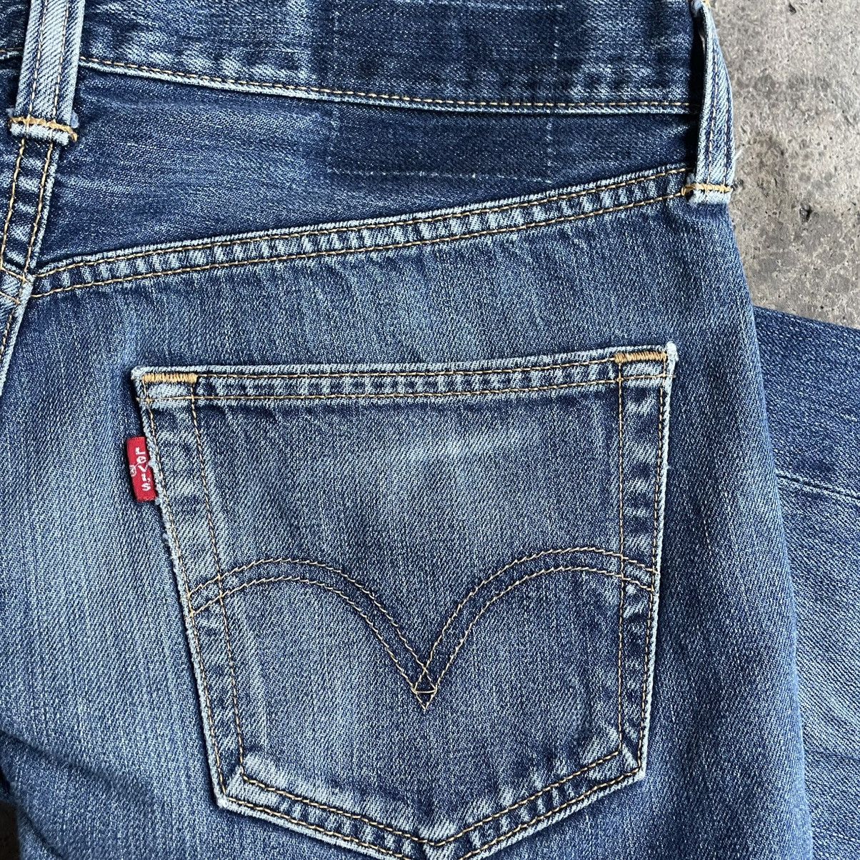Levi's Vintage Clothing 🔥Vintage Levis 501 Stoned Washed Distress Denim Jeans Size US 31 - 11 Thumbnail