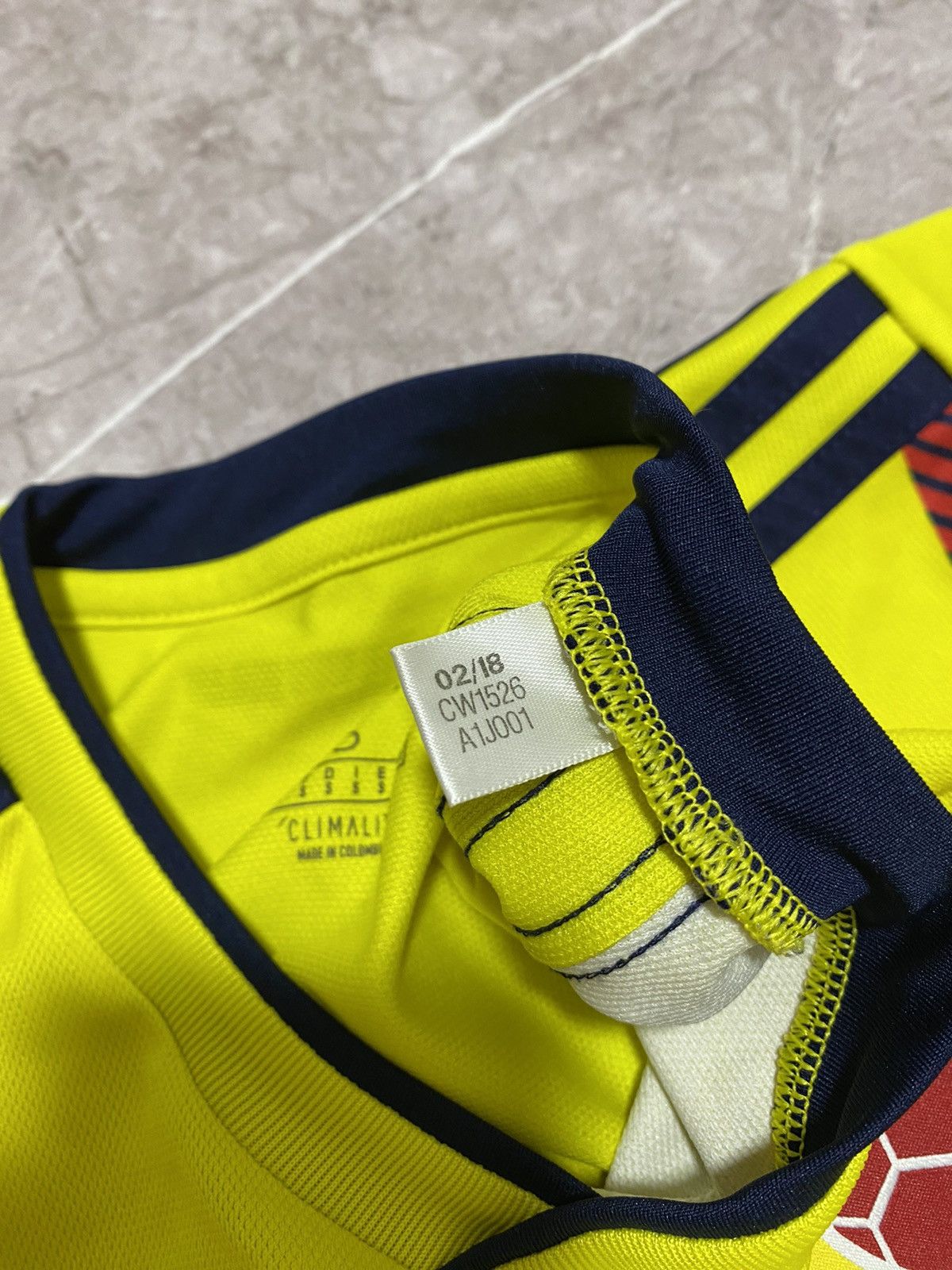 Adidas Adidas Colombia 2018-2019 Home Football Soccer Jersey Y2K Size US S / EU 44-46 / 1 - 12 Thumbnail