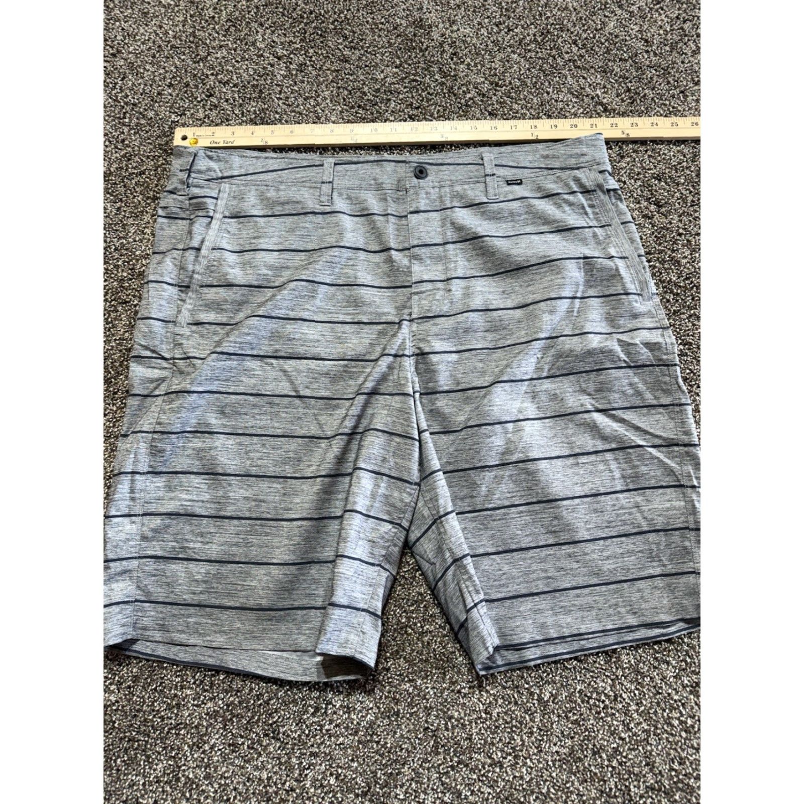Nike Nike Hurley Mens Shorts Size 40 Gray Striped Lightweight Dri Fit Flex Size US 40 / EU 56 - 6 Thumbnail