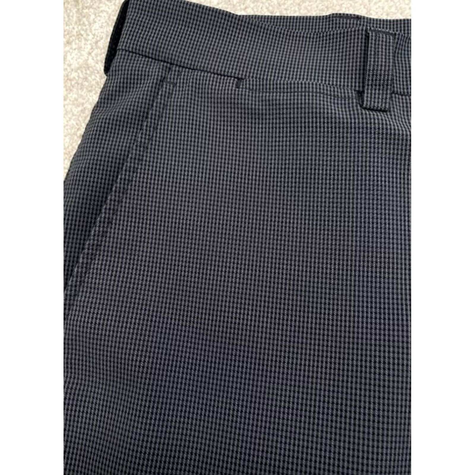 PGA Tour PGA TOUR Golf Shorts Men's 40x9 Gray Checked 4958 Mens Big & Tall/40 Gray Chino Casual Shorts Size US 40 / EU 56 - 2 Thumbnail