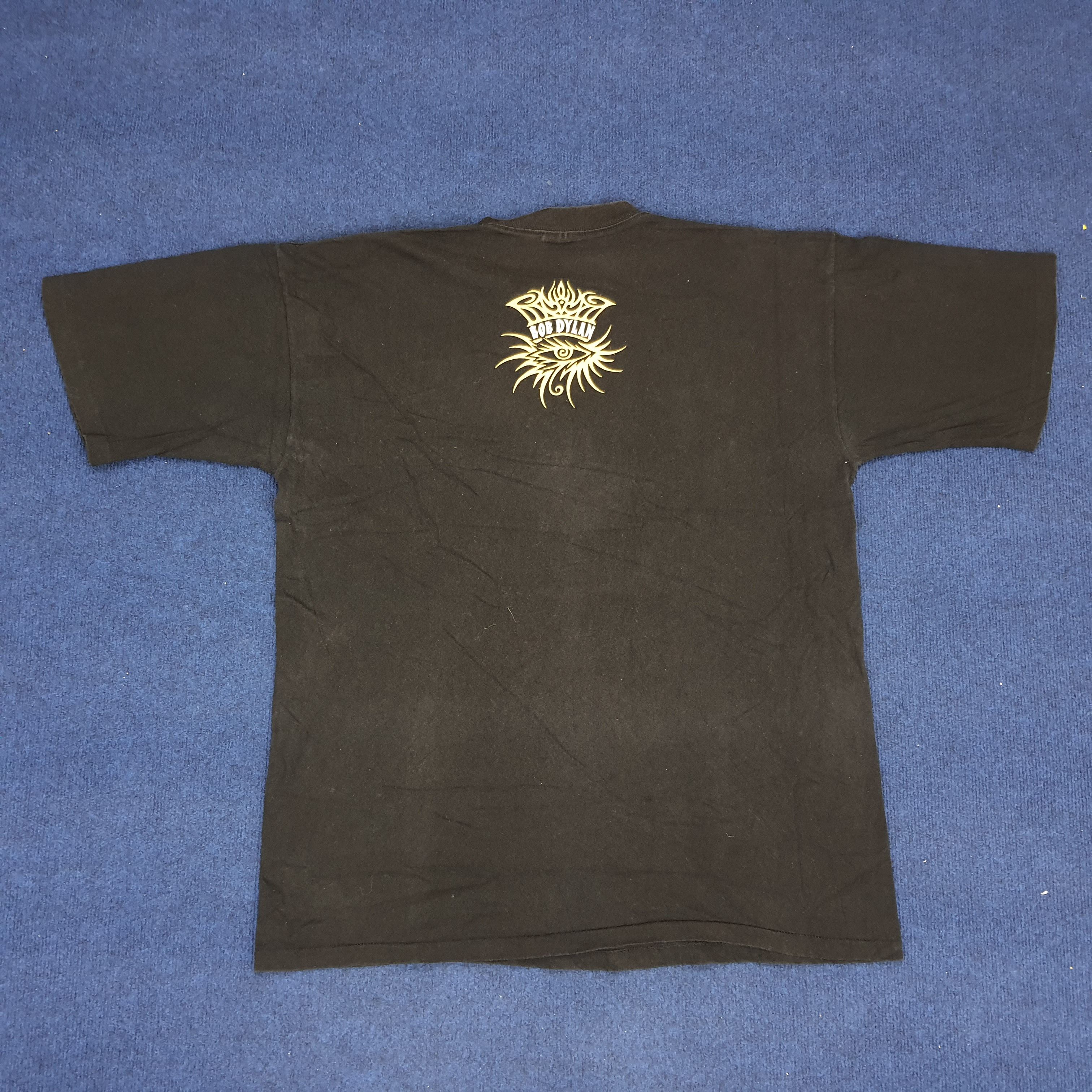 Band Tees × Vintage Vintage Bob Dylan American Solo Singer T-shirt Size US XL / EU 56 / 4 - 3 Thumbnail