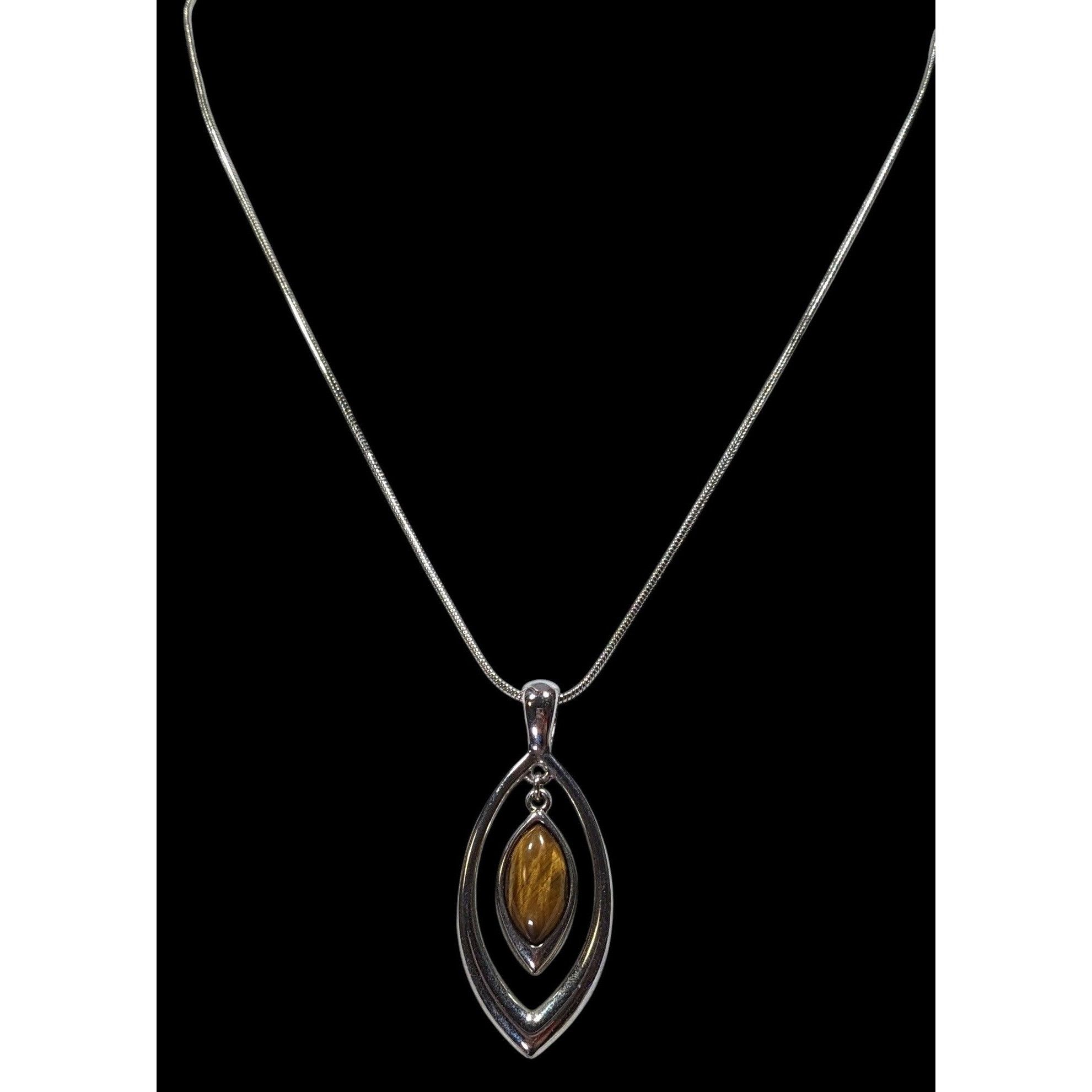 Other Lia Sophia Tiger Eye Silver Tone Pendant Necklace Size ONE SIZE - 2 Thumbnail