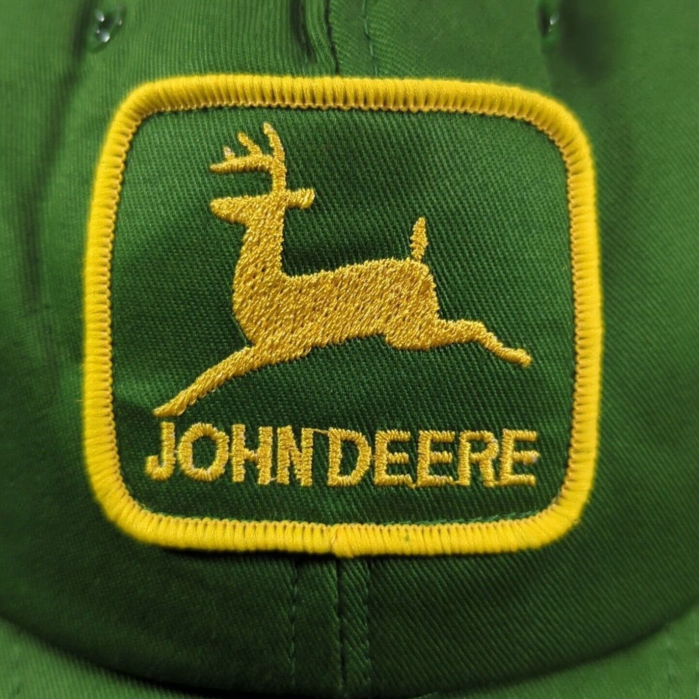 Casquette John Deere Spellout Snapback - Logo Buck, Dos Mesh, Vintage