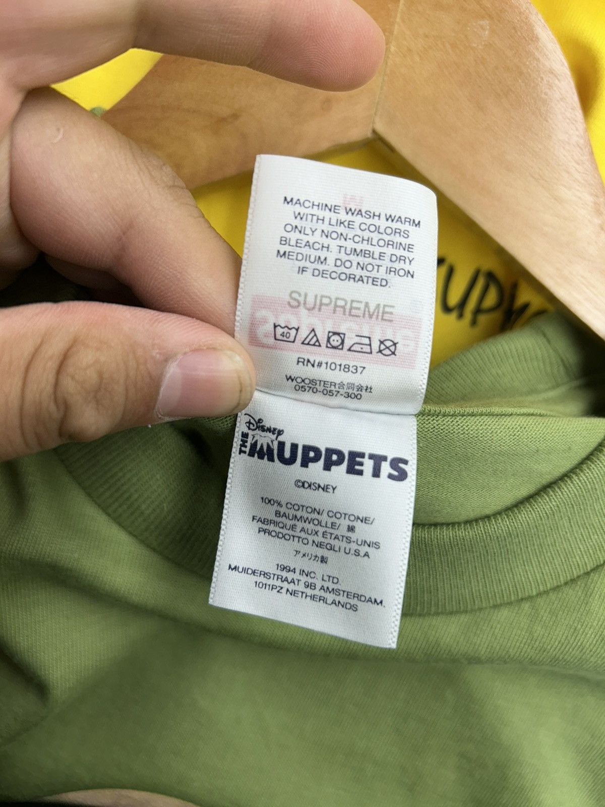 Disney × Supreme Supreme x The Muppets T-shirt Size US M / EU 48-50 / 2 - 5 Thumbnail