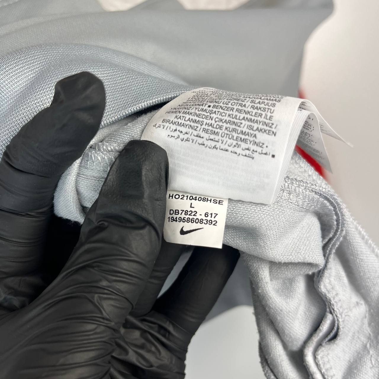 Nike Nike Liverpool Fc 21/22 Training Jacket Full Zip Axa Size L Size US L / EU 52-54 / 3 - 6 Thumbnail