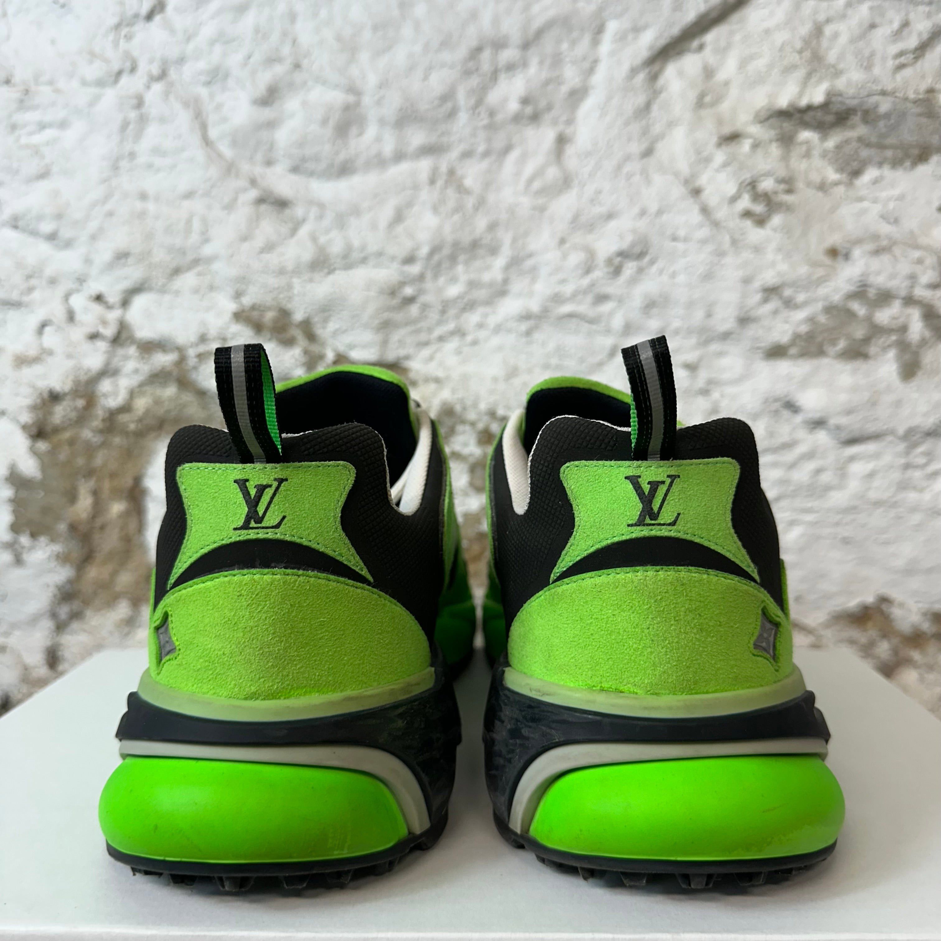 Louis Vuitton Louis Vuitton Green White Tactic Sneaker Sz 9.5 (8LV) Size US 9.5 / EU 42-43 - 5 Thumbnail
