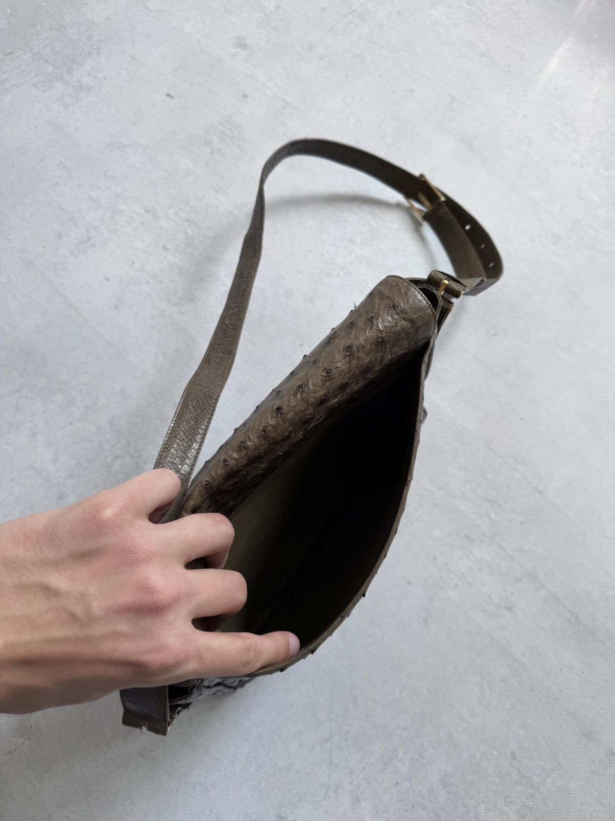 Other Vintage Botique 90’s Ostrich Skin Unisex Shoulder Bag Size ONE SIZE - 12 Thumbnail