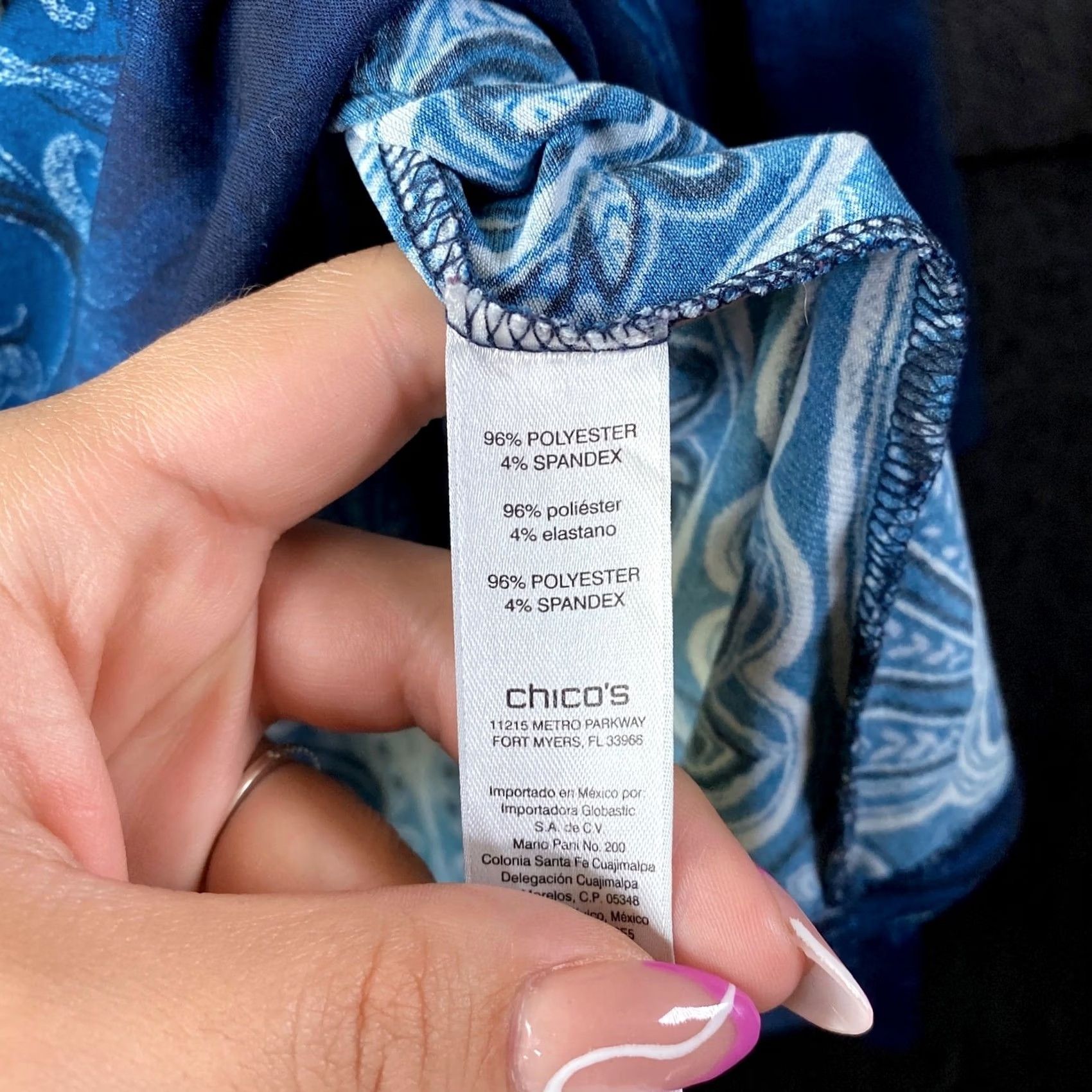 Vintage Chicos Womens Blouse Blue Geometric Paisley V Neck Tunic Stretch S Regular Retailed Size S / US 4 / IT 40 - 5 Thumbnail