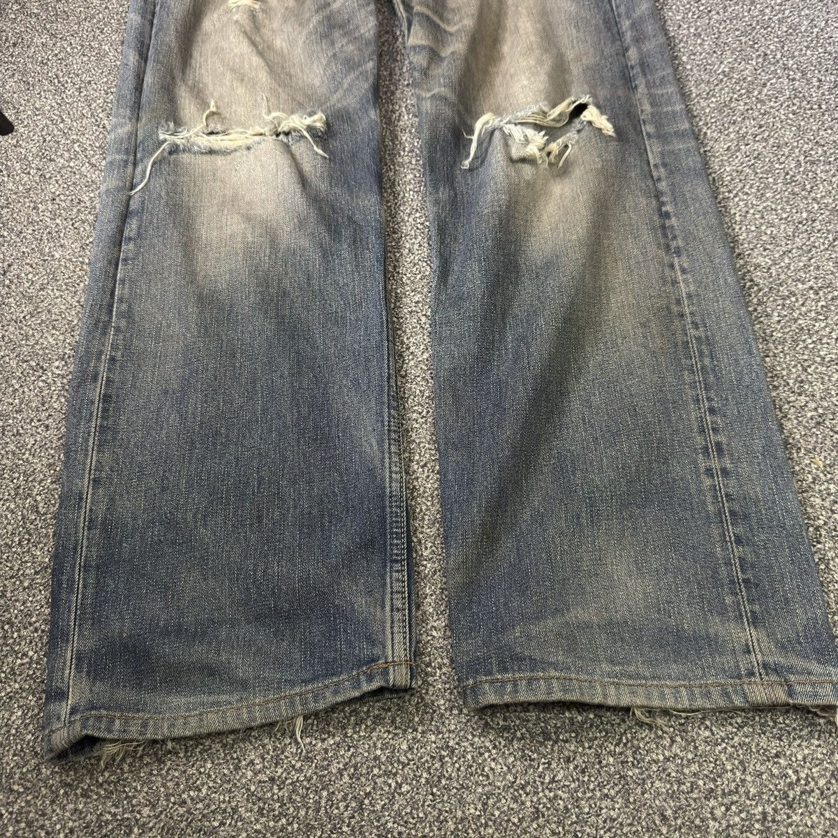 Seditionaries Vintage y2k Levis 503 Classic Baggy Destroyed Distressed Size US 33 - 5 Thumbnail