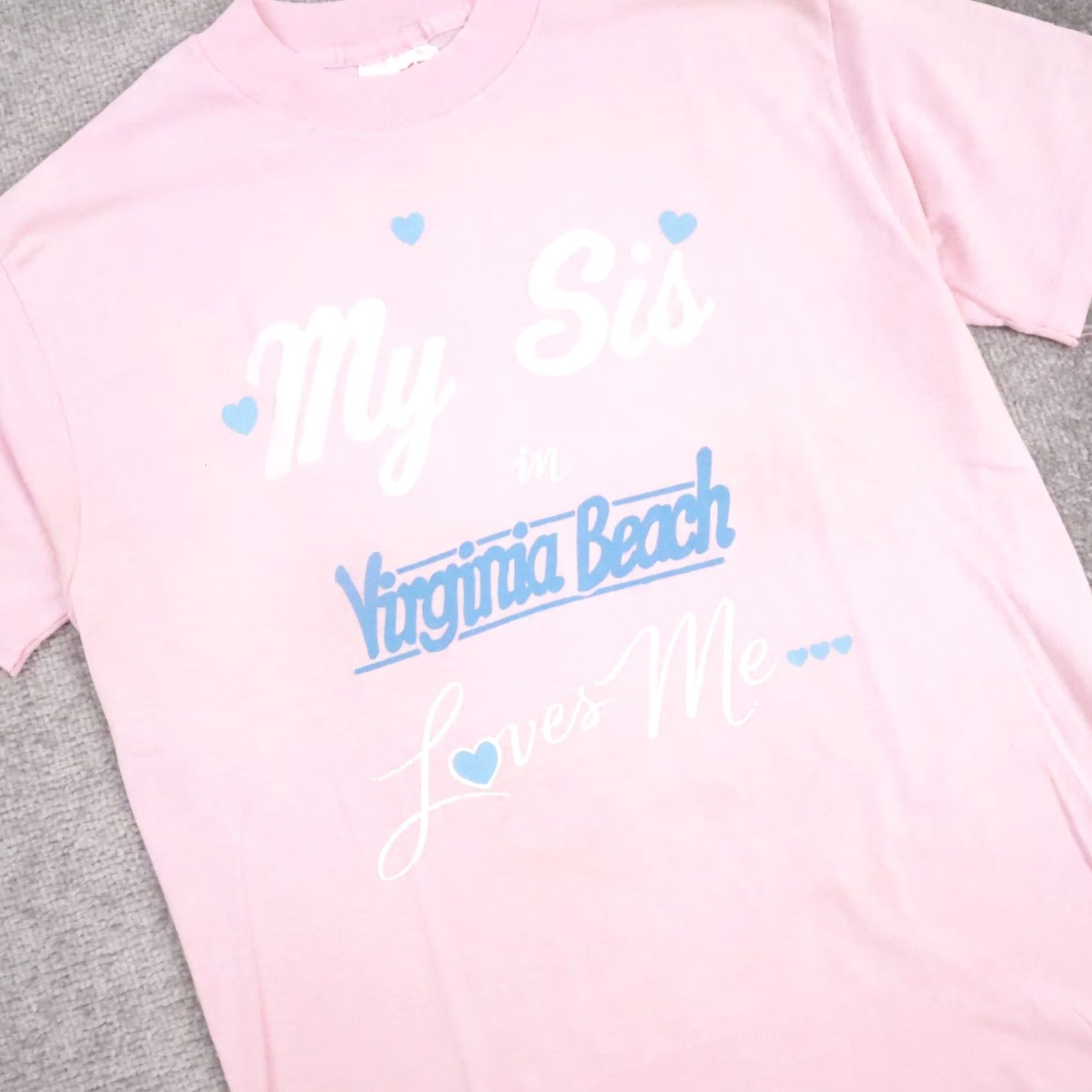 Pinko VINTAGE 80s Virginia Beach T-Shirt Cute Hearts Medium Pink Short Sleeve Size US M / EU 48-50 / 2 - 7 Thumbnail