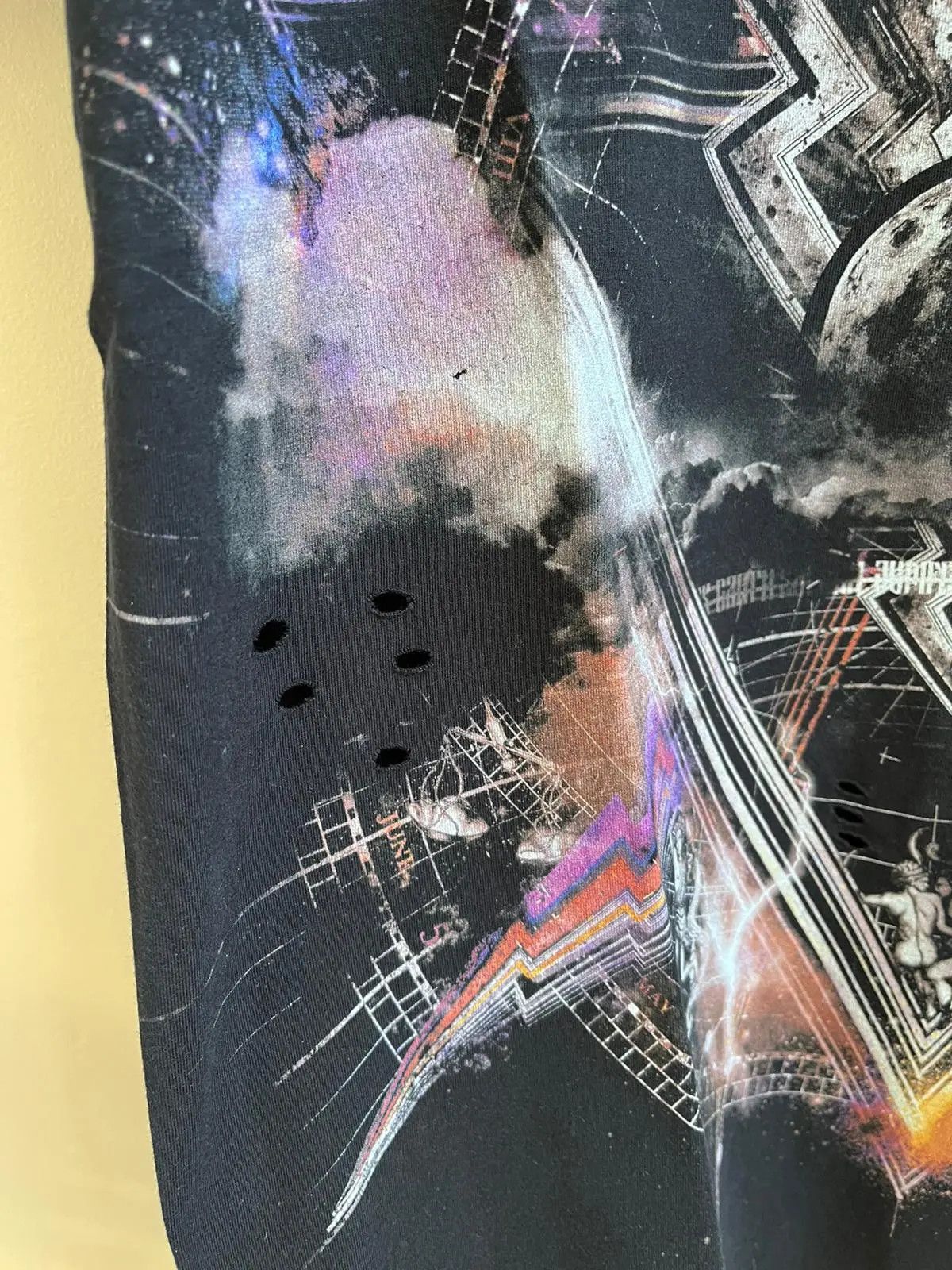 Balmain o1rshd1 Galaxy Logo Tee in Black / Multi Size US M / EU 48-50 / 2 - 8 Thumbnail