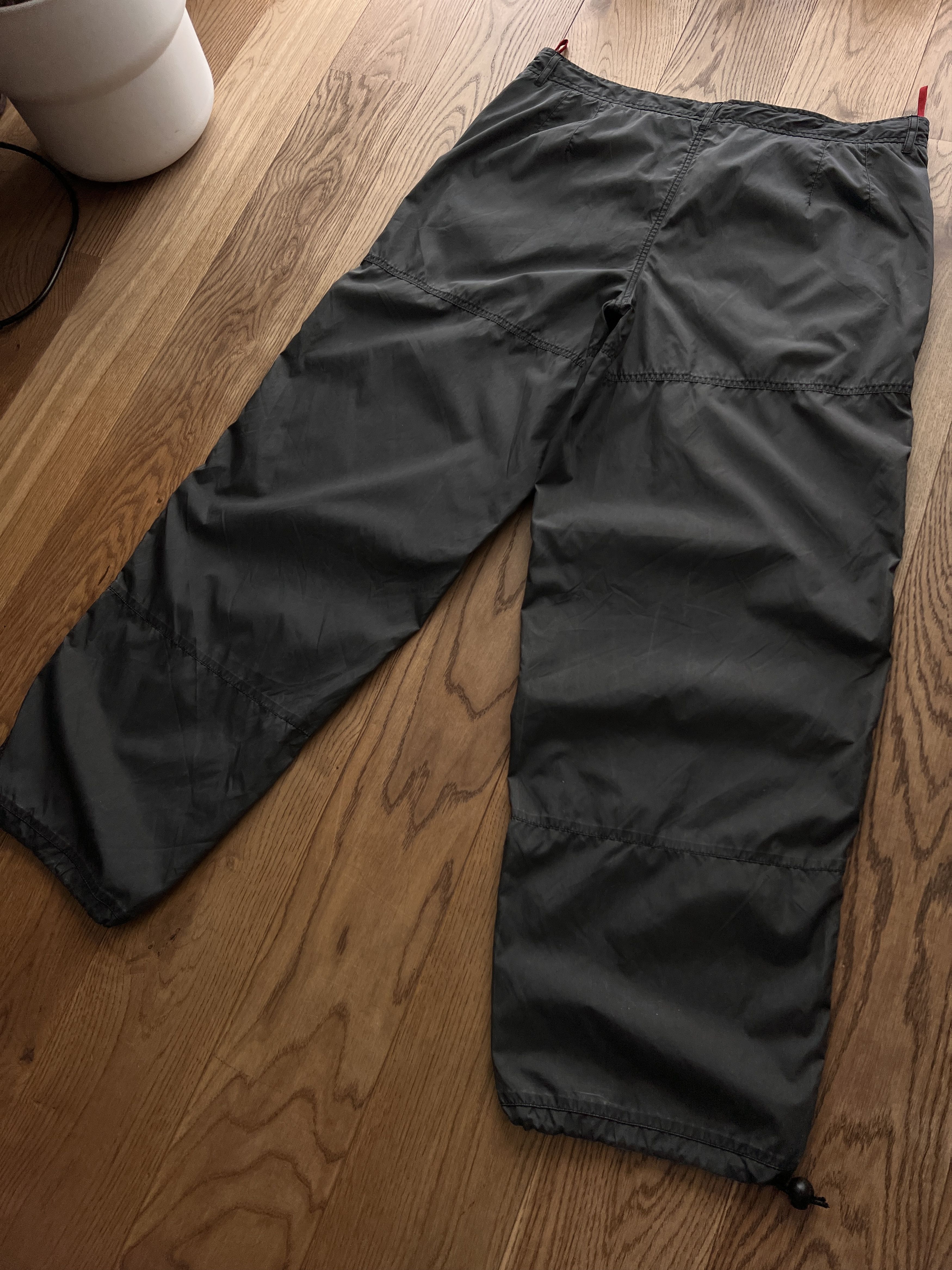 Prada RARE! Prada vintage 2000s nylon parachute pants baggy sport Size US 36 / EU 52 - 24 Thumbnail