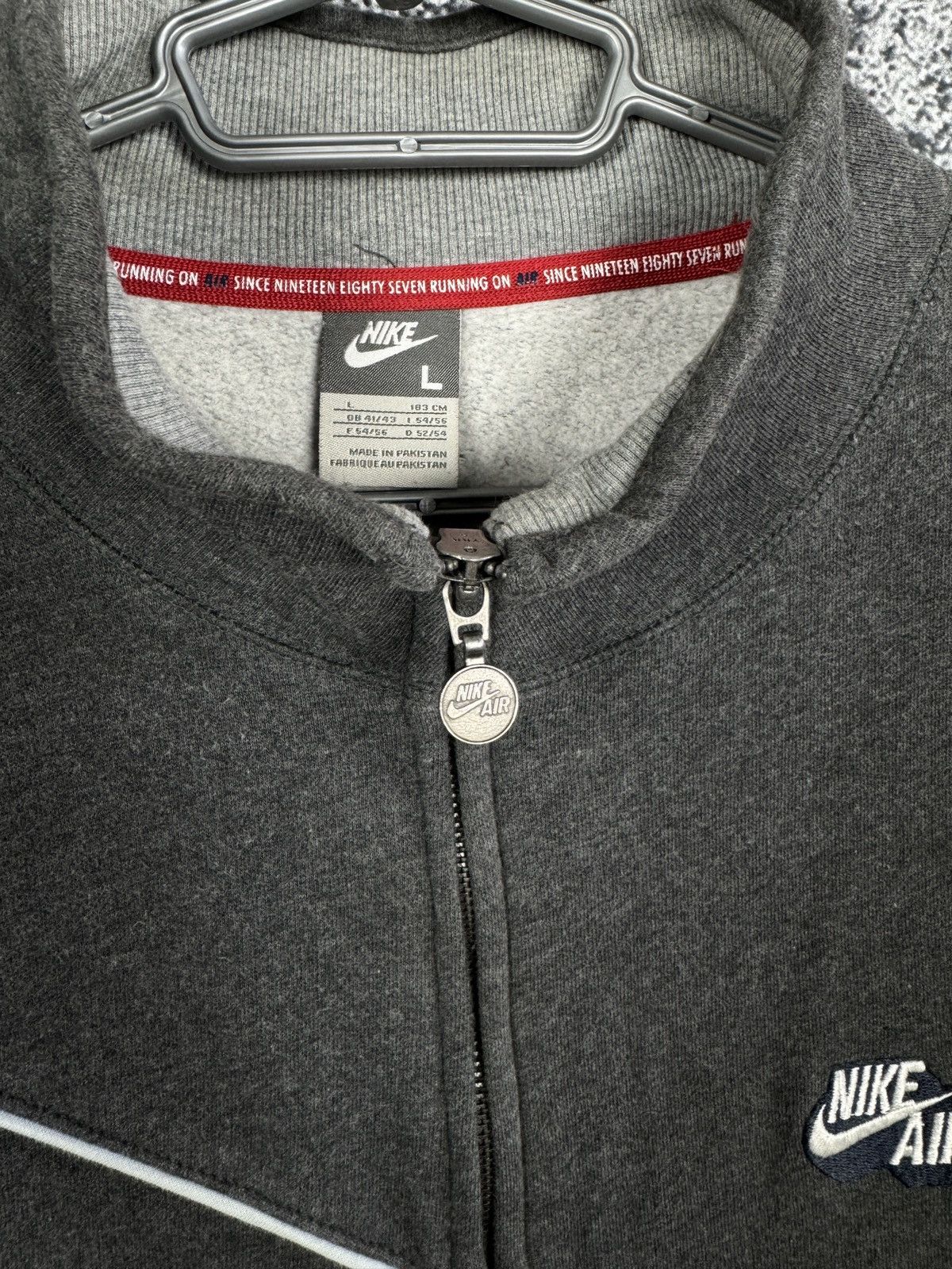 Nike Nike Air Full Zip Track Jacket Streetwear Vintage Size L Size US L / EU 52-54 / 3 - 9 Thumbnail