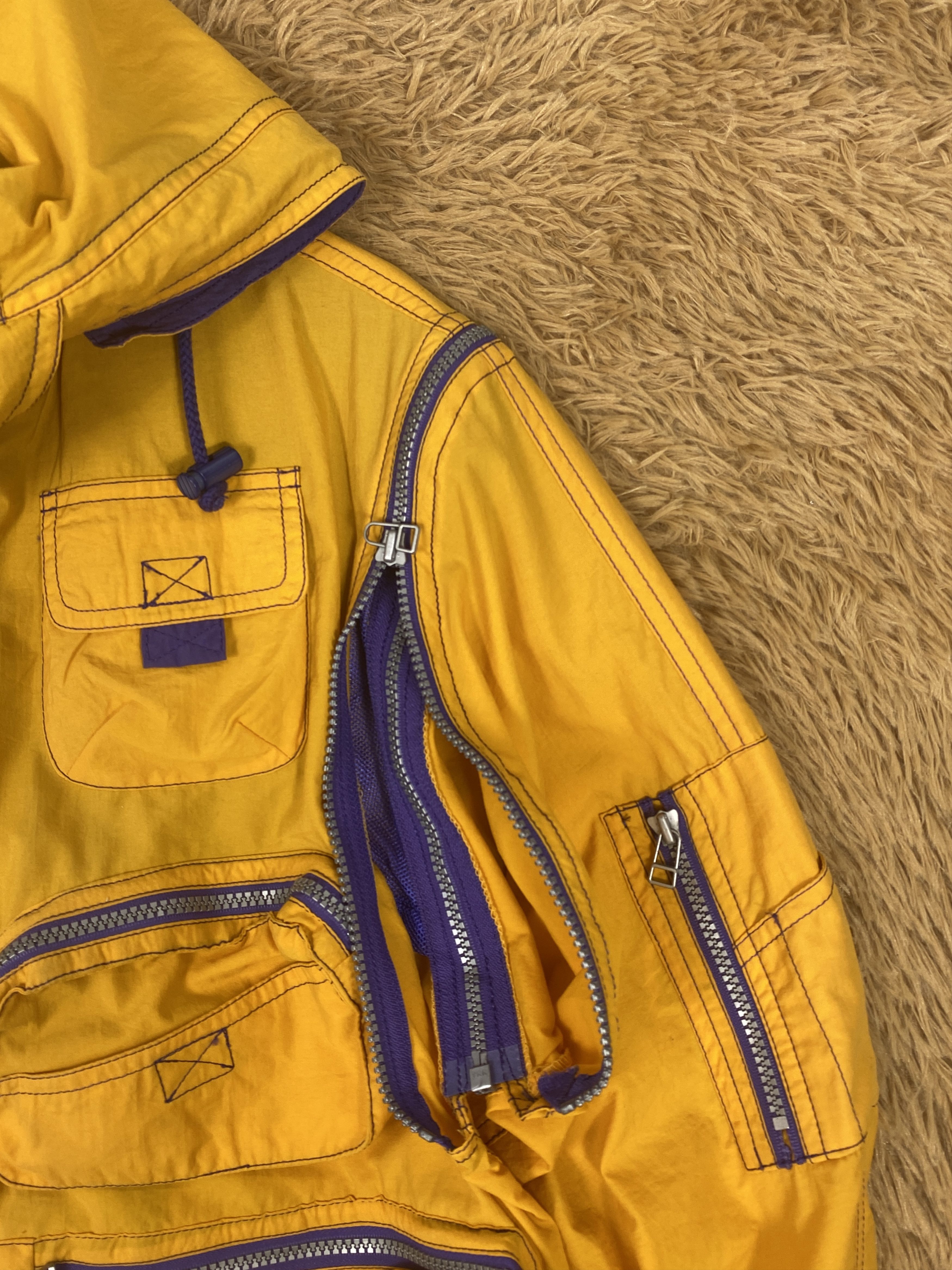 Vintage Fressy Hotts Multicpocket 3D Pocket Jacket J2362