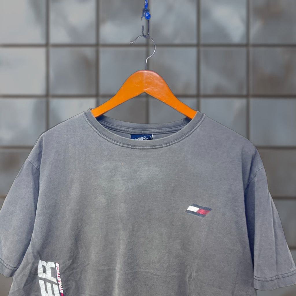 VINTAGE Tommy Hilfiger Sun Faded Black Gray Athletics T Shirt Large