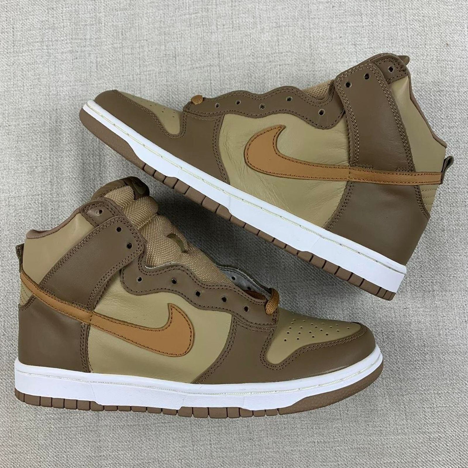 Nike 2003 Nike Dunk High “Maple” Size US 8.5 / EU 41-42 - 2 Thumbnail