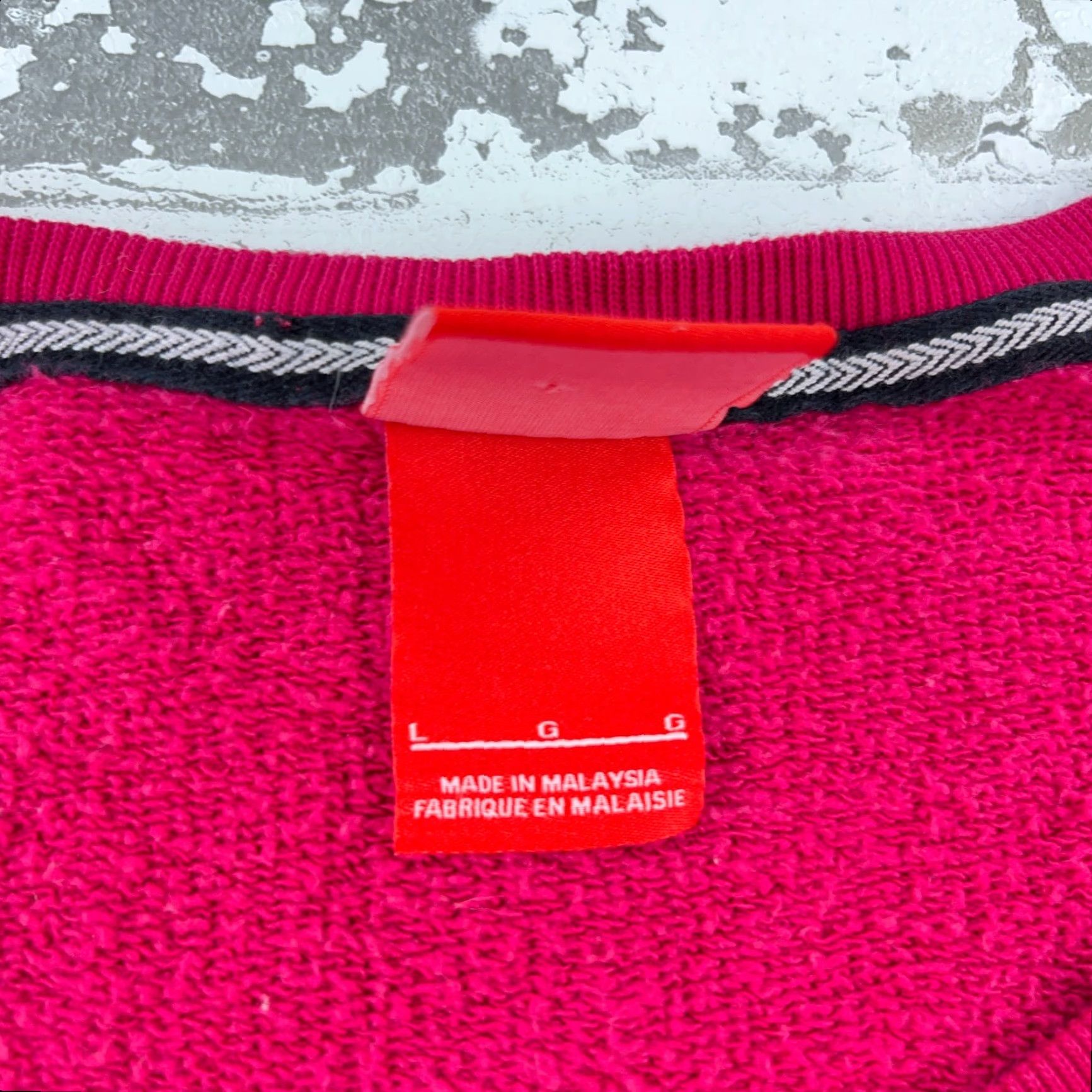 Nike VINTAGE Nike Sweatshirt Shirt Women L Pink Round Neck Logo Swoosh 90s Mens? Size L / US 10 / IT 46 - 4 Thumbnail