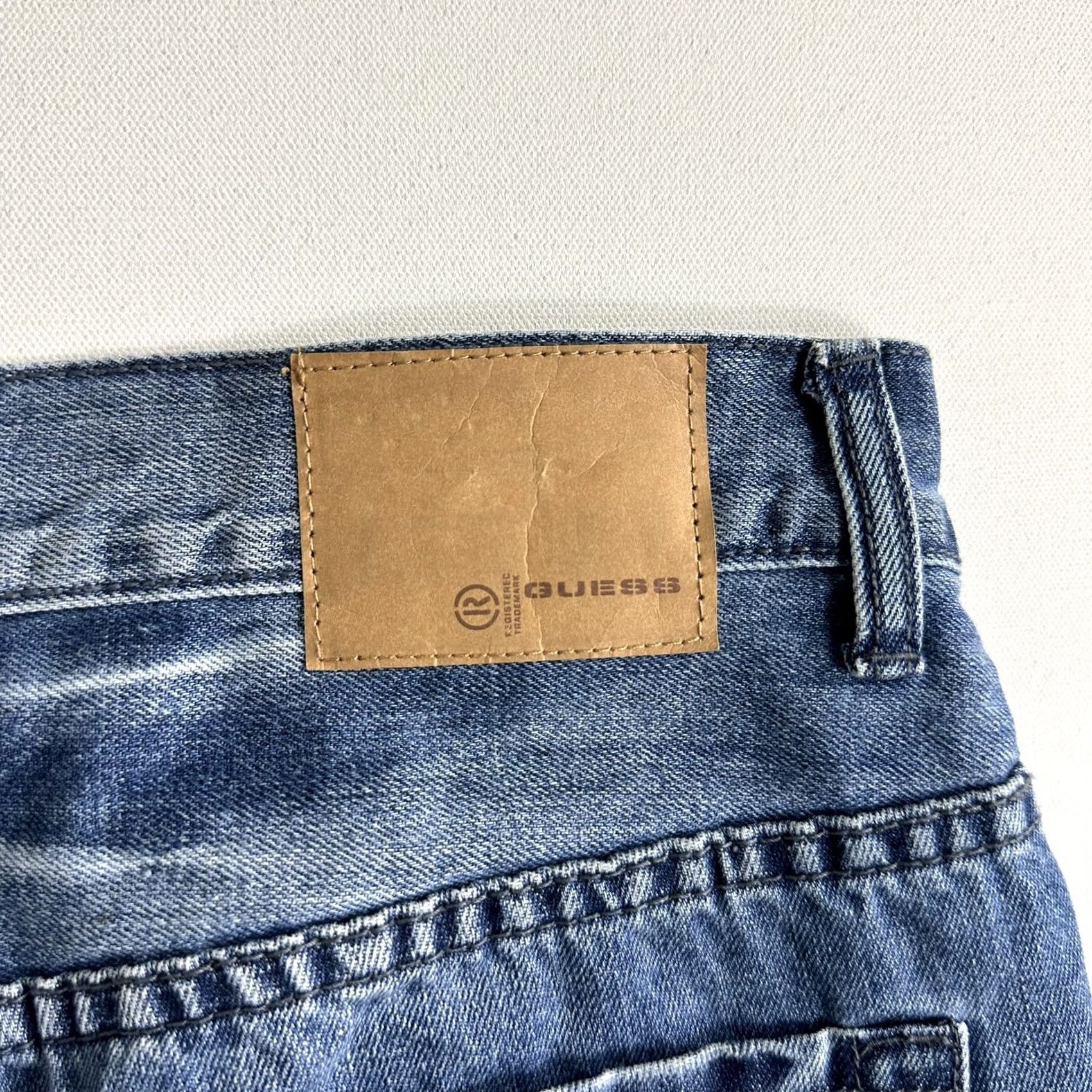 Guess GUESS Jeans Men 38x29 Denim Blue Zip Fly Relaxed Fit 5-Pocket Straight Vintage No Size US 38 / EU 54 - 7 Thumbnail