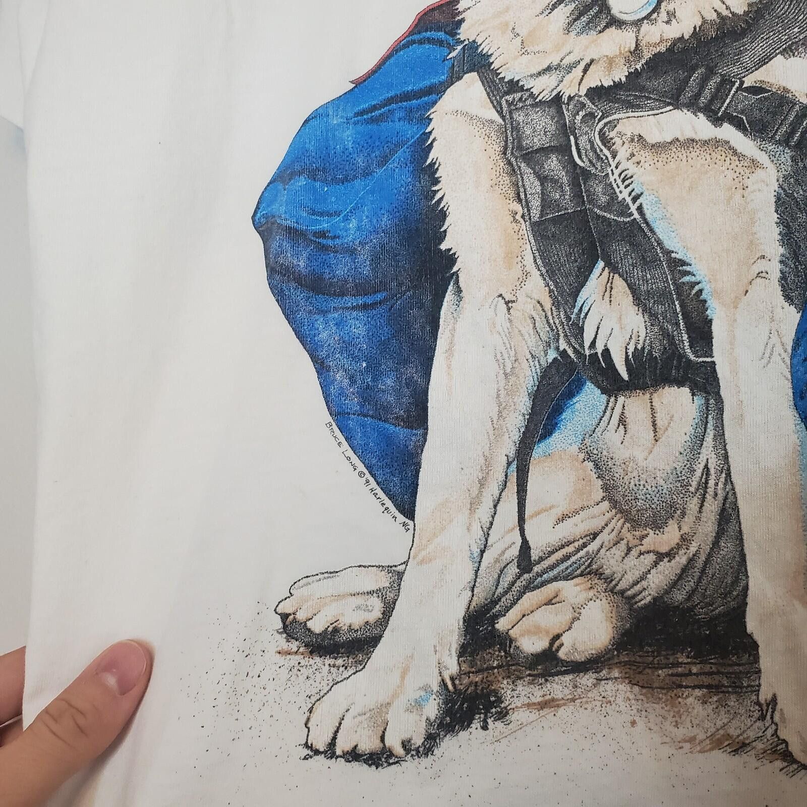 Vintage Vintage 90s Dog Canadian Geographic Shirt White Size S Size US L / EU 52-54 / 3 - 6 Thumbnail