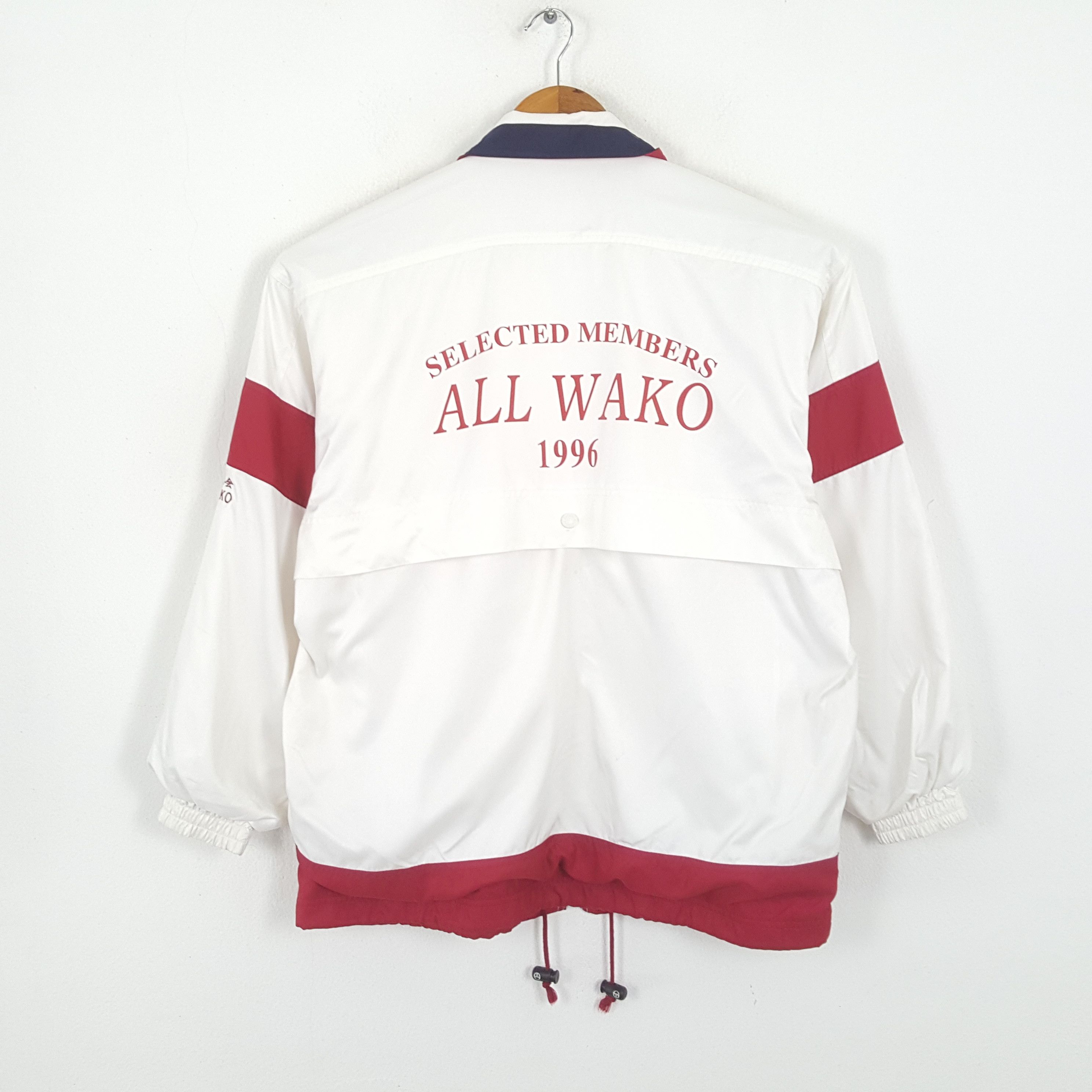 Japanese Brand × Sergio Tacchini × Vintage Vintage SERGIO TACCHINI ALL WAKO Sportswear Windbreaker Size US L / EU 52-54 / 3 - 1 Thumbnail