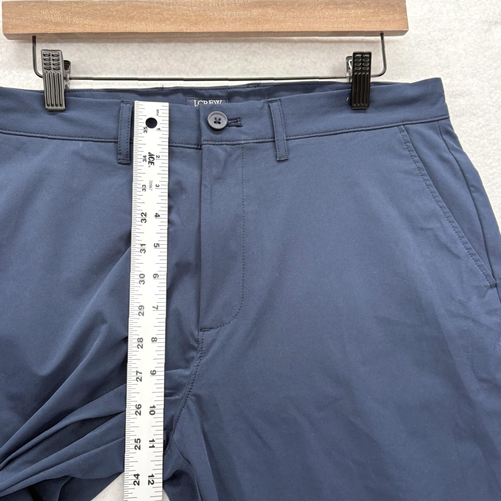 J.Crew J.Crew Flex Tech Pants Mens 33x30 Straight Leg Blue Stretch Lightweight Golf Casual Flat Front Pants Mens Navy Blue 90s? Size US 33 - 7 Thumbnail