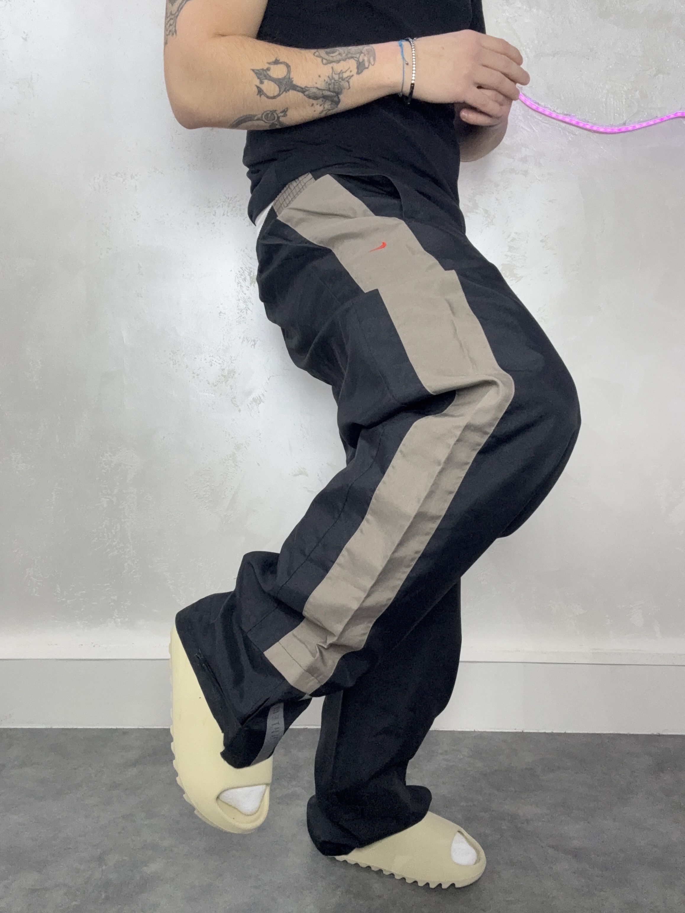 Nike Vintage Nike Side Stripe Track Pants - Black/Tan Size US 34 / EU 50 - 1 Thumbnail