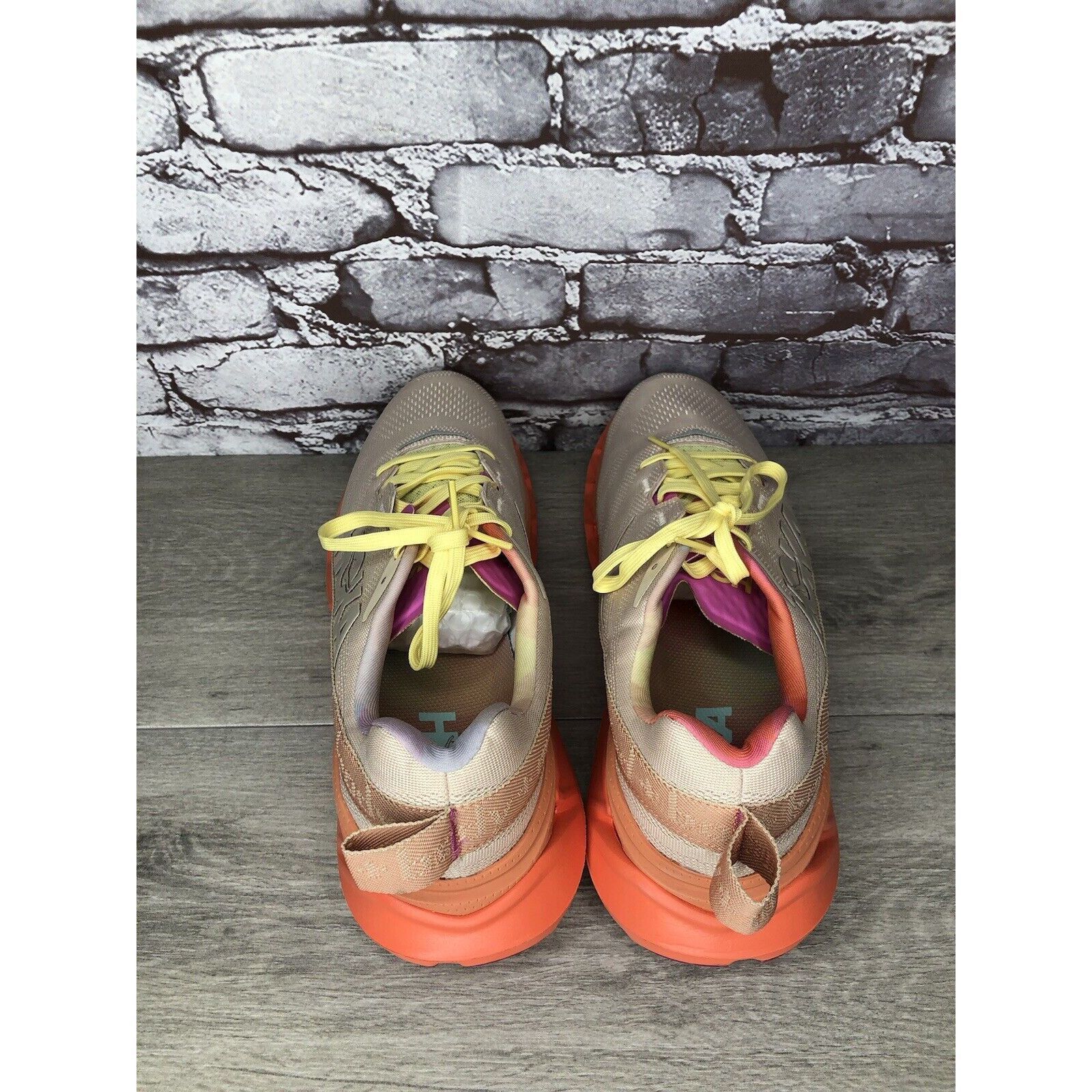 Hoka Hoka One One Elevon 2 Mental Health Sand Camelia Running Sho Size US 12 / IT 42 - 5 Thumbnail