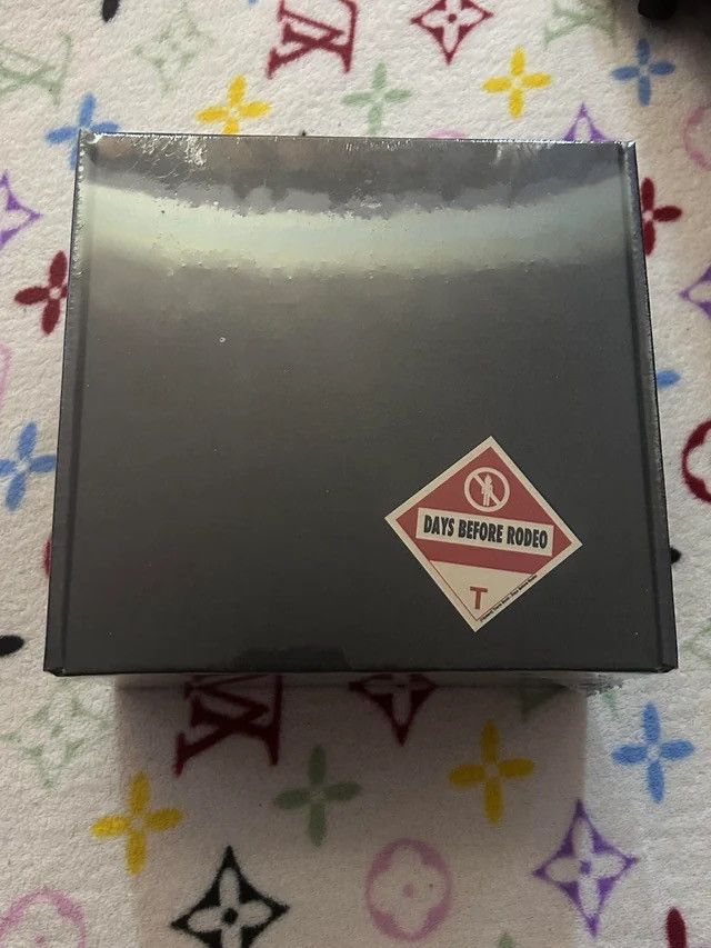 Travis Scott DAYS BEFORE RODEO BOX SET III Size ONE SIZE - 2 Thumbnail