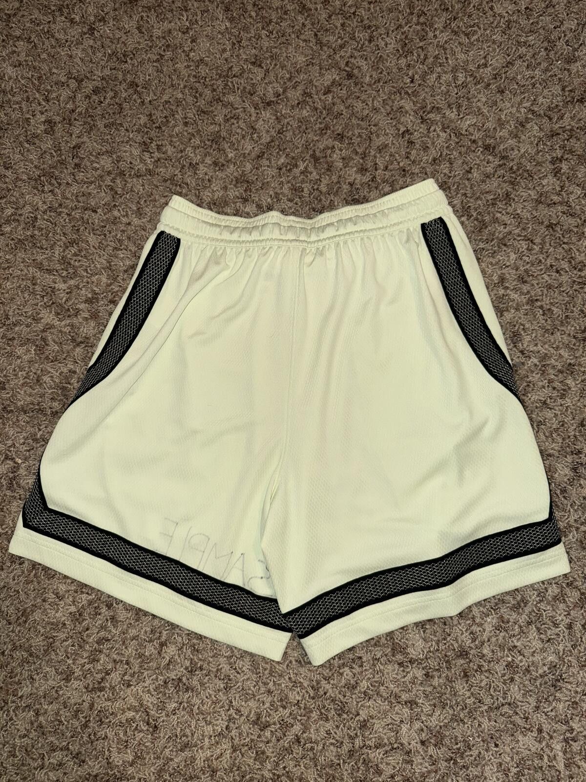 Nike Nike Women’s Dri-FIT Swoosh Fly Basketball Shorts Sample Size 28" / US 6 / IT 42 - 5 Thumbnail