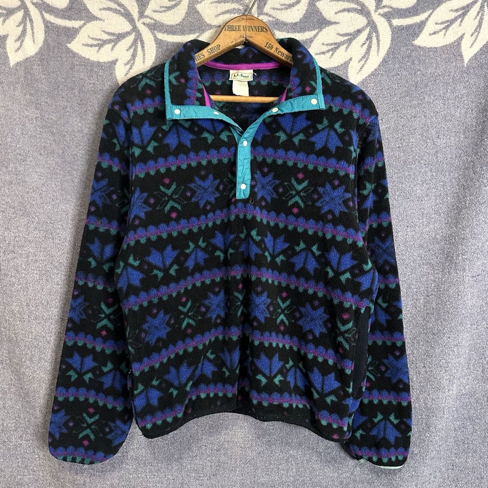 Vintage VINTAGE L.L. Bean Fleece Pullover Sweater Mock Neck 1/4 Snap Snowflake Black M Unisex Adults 90s Outdoors Size US M / EU 48-50 / 2 - 2 Thumbnail