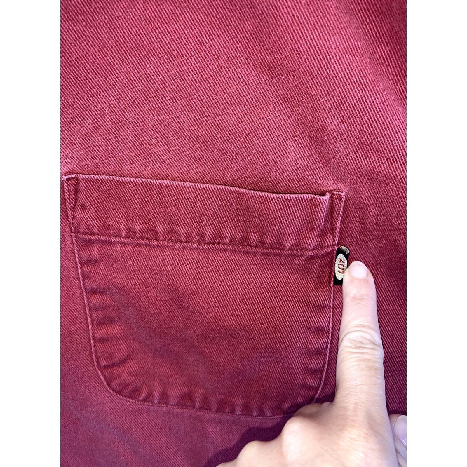 Vintage VINTAGE American Eagle Outfitters Wearhered Red Cotton Button Up Mens L 1980-90s Distressed Size US L / EU 52-54 / 3 - 3 Thumbnail