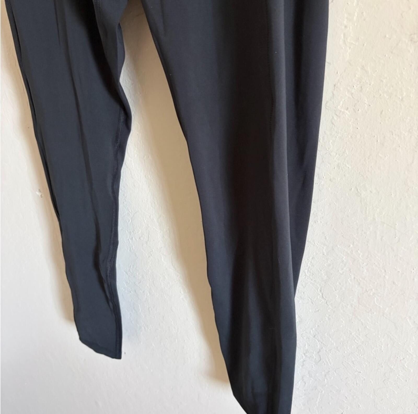 Other Victoria's Secret PINK ultimate Black leggings Size 40" / US 18 - 3 Thumbnail