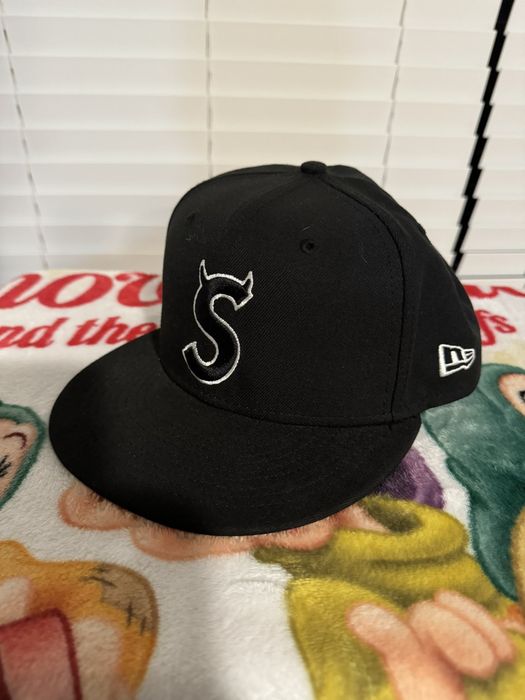 Supreme Supreme S Logo New Era (FW22) | Grailed