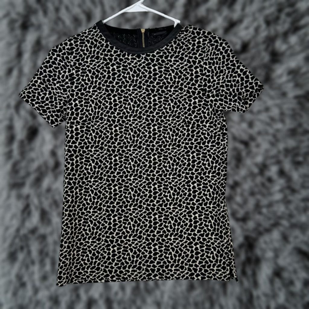 Club Monaco Club Monaco Blouse Women’s XS Black & White Short Sleeve Round Neck Pullover Top Size XS / US 0-2 / IT 36-38 - 1 Thumbnail