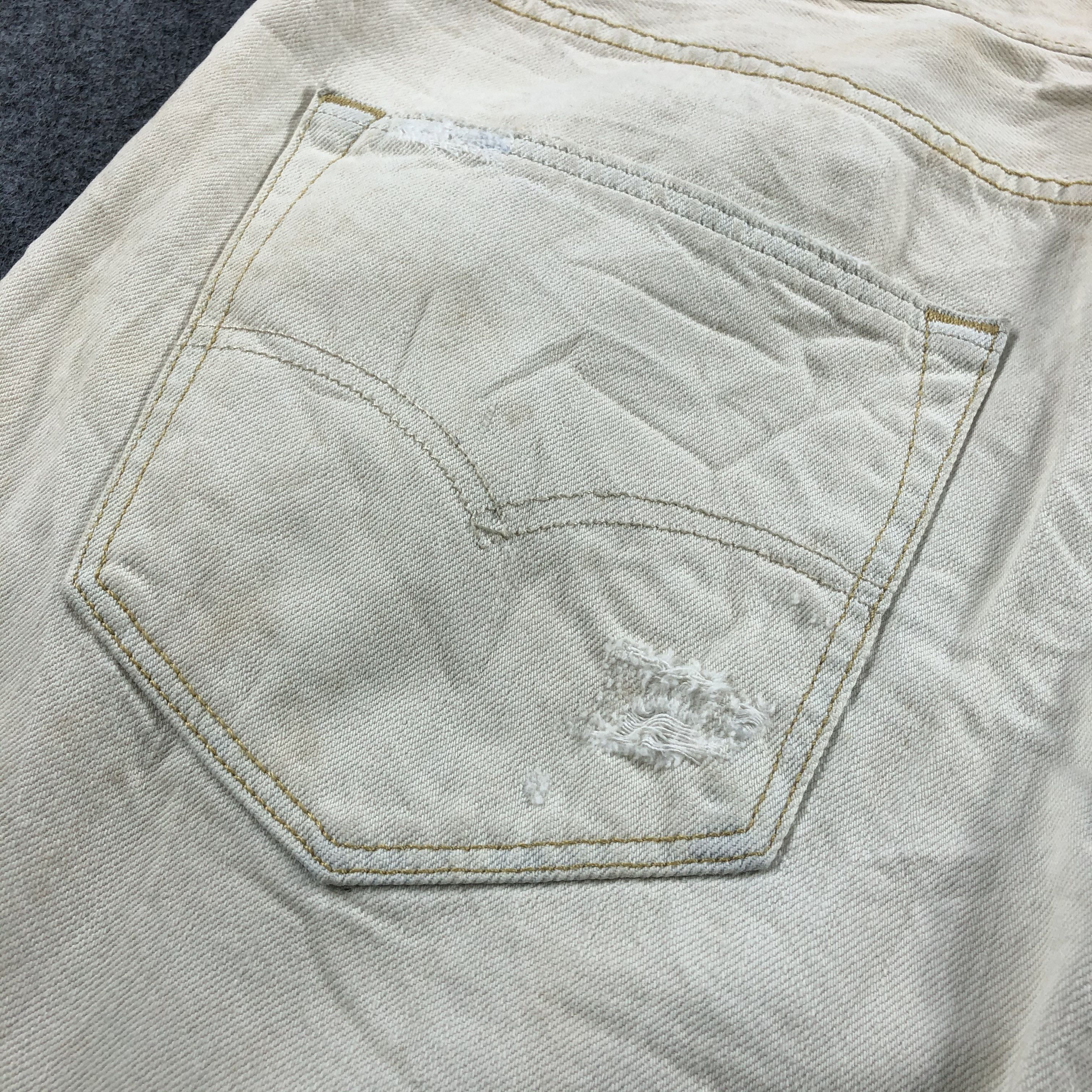 Levi's Vintage Levis 501 Jeans-J2247 Size US 37 - 8 Thumbnail
