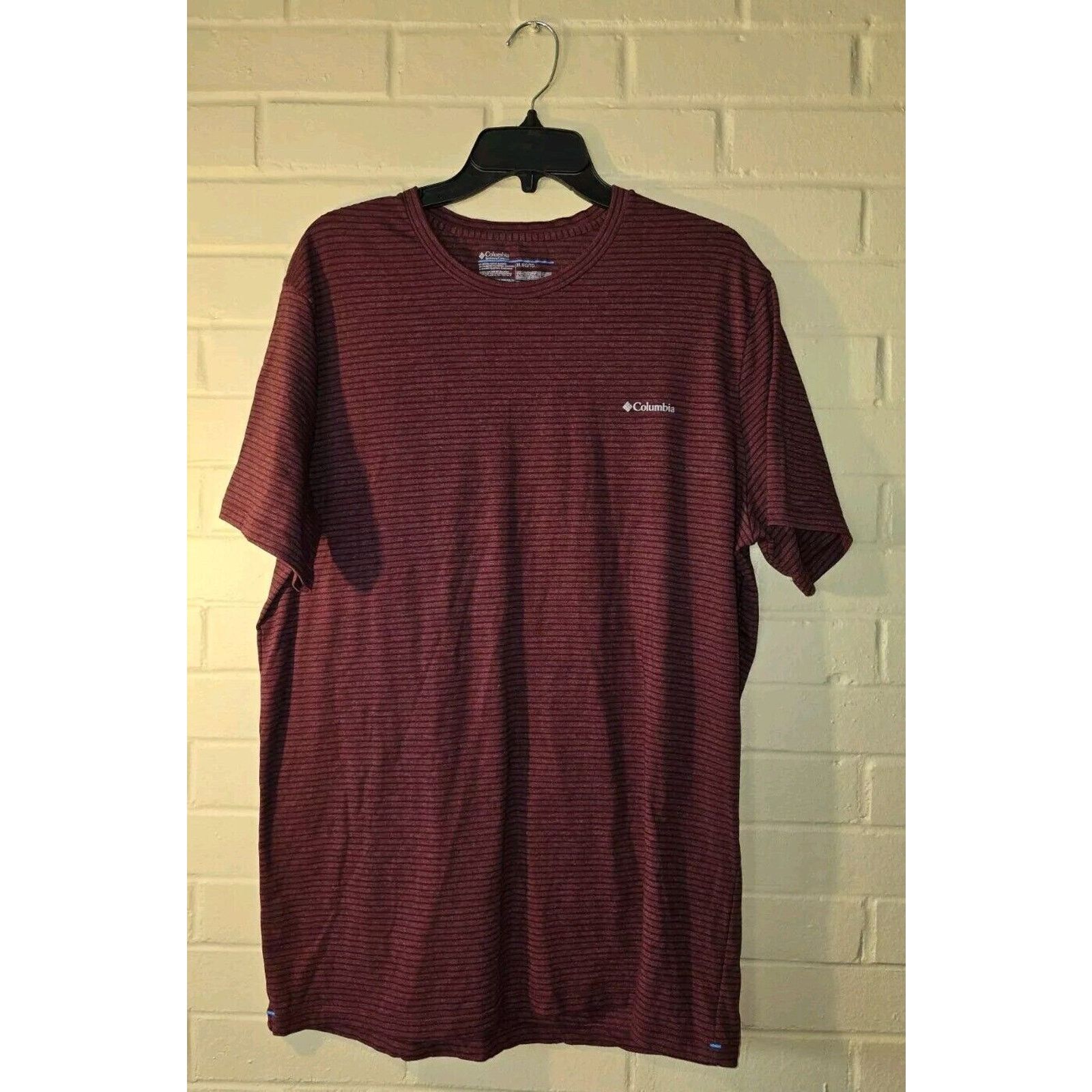 Columbia Columbia Maroon Striped Short Sleeve T Shirt Mens Size XL Size US XL / EU 56 / 4 - 1 Thumbnail